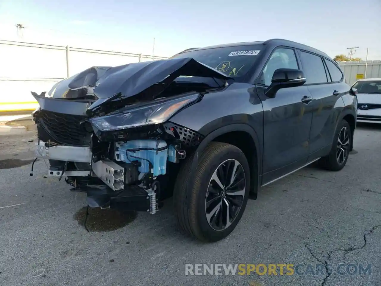 2 Photograph of a damaged car 5TDJZRBH3NS214521 TOYOTA HIGHLANDER 2022