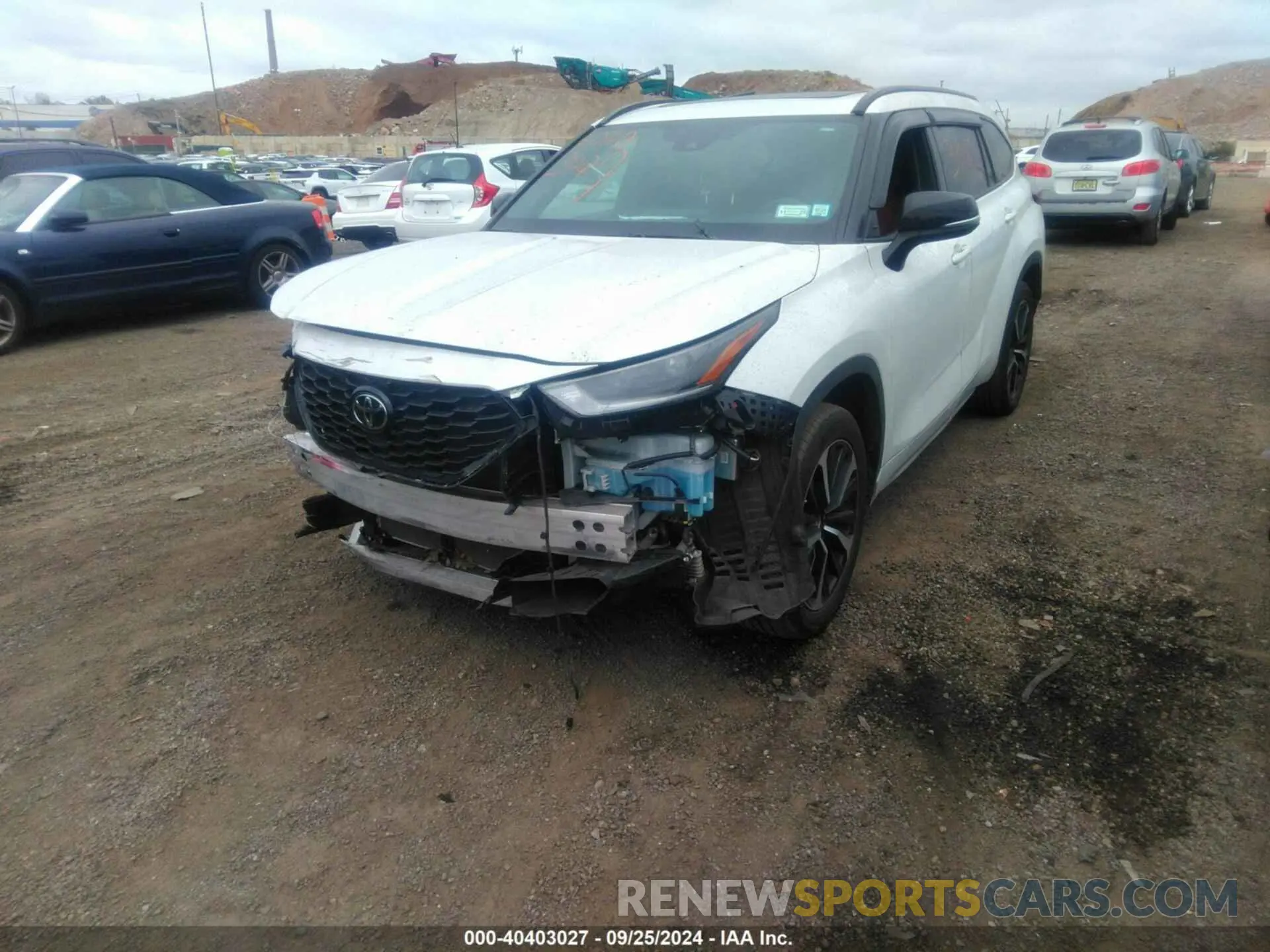 2 Photograph of a damaged car 5TDJZRBH6NS174712 TOYOTA HIGHLANDER 2022