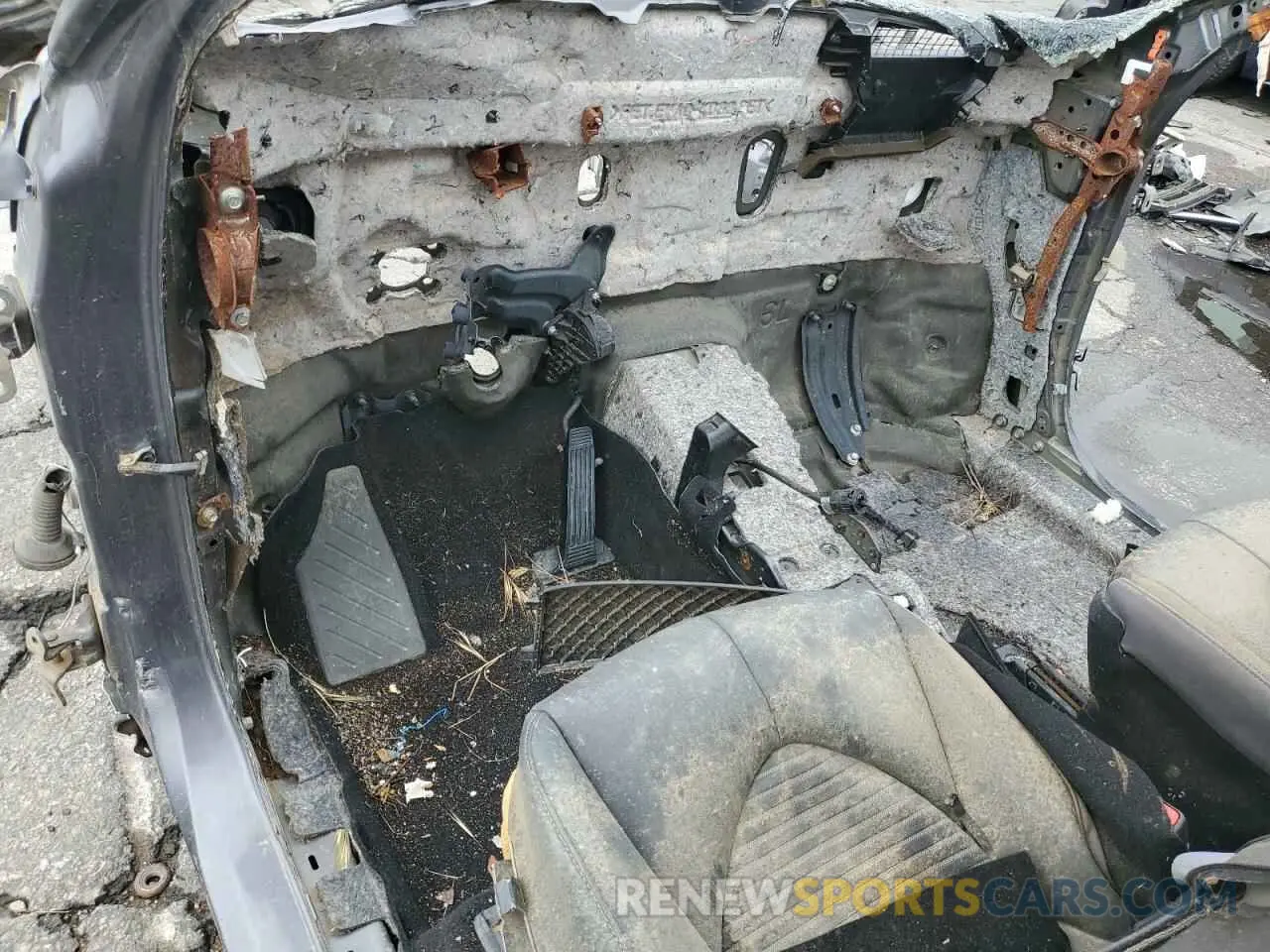 8 Photograph of a damaged car 5TDJZRBH9NS213244 TOYOTA HIGHLANDER 2022