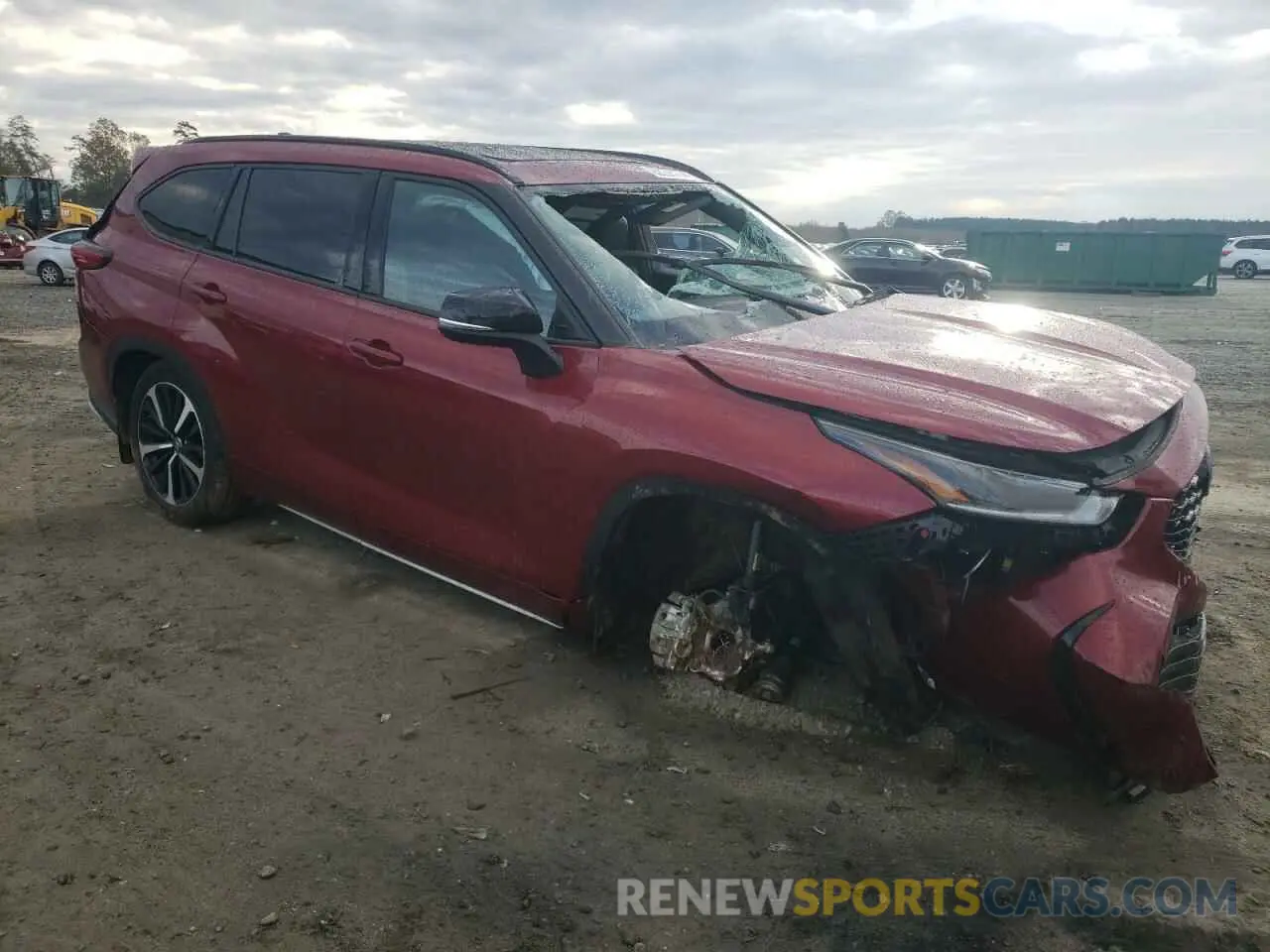 4 Photograph of a damaged car 5TDLZRAH4NS101008 TOYOTA HIGHLANDER 2022