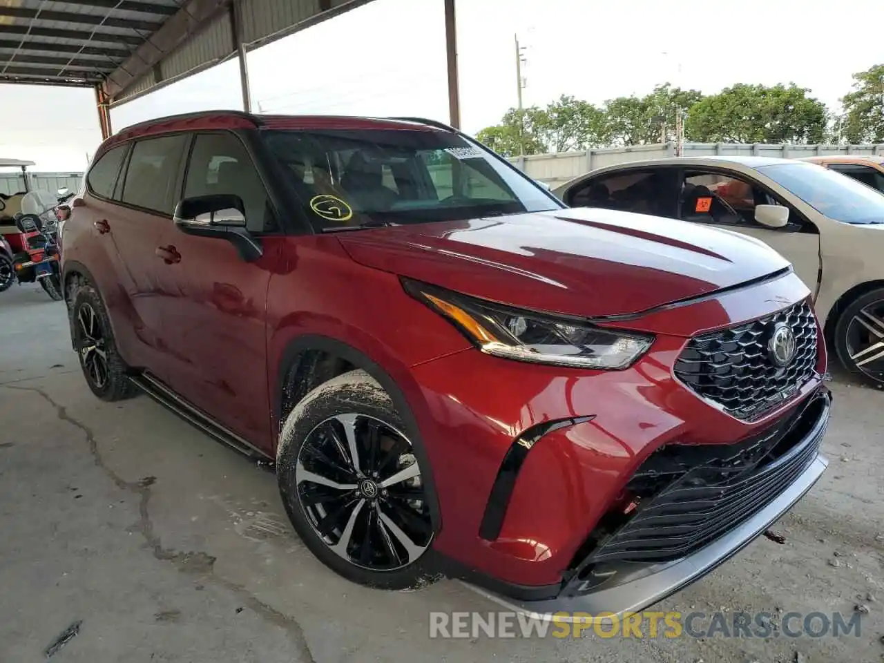 1 Photograph of a damaged car 5TDLZRAH7NS136402 TOYOTA HIGHLANDER 2022