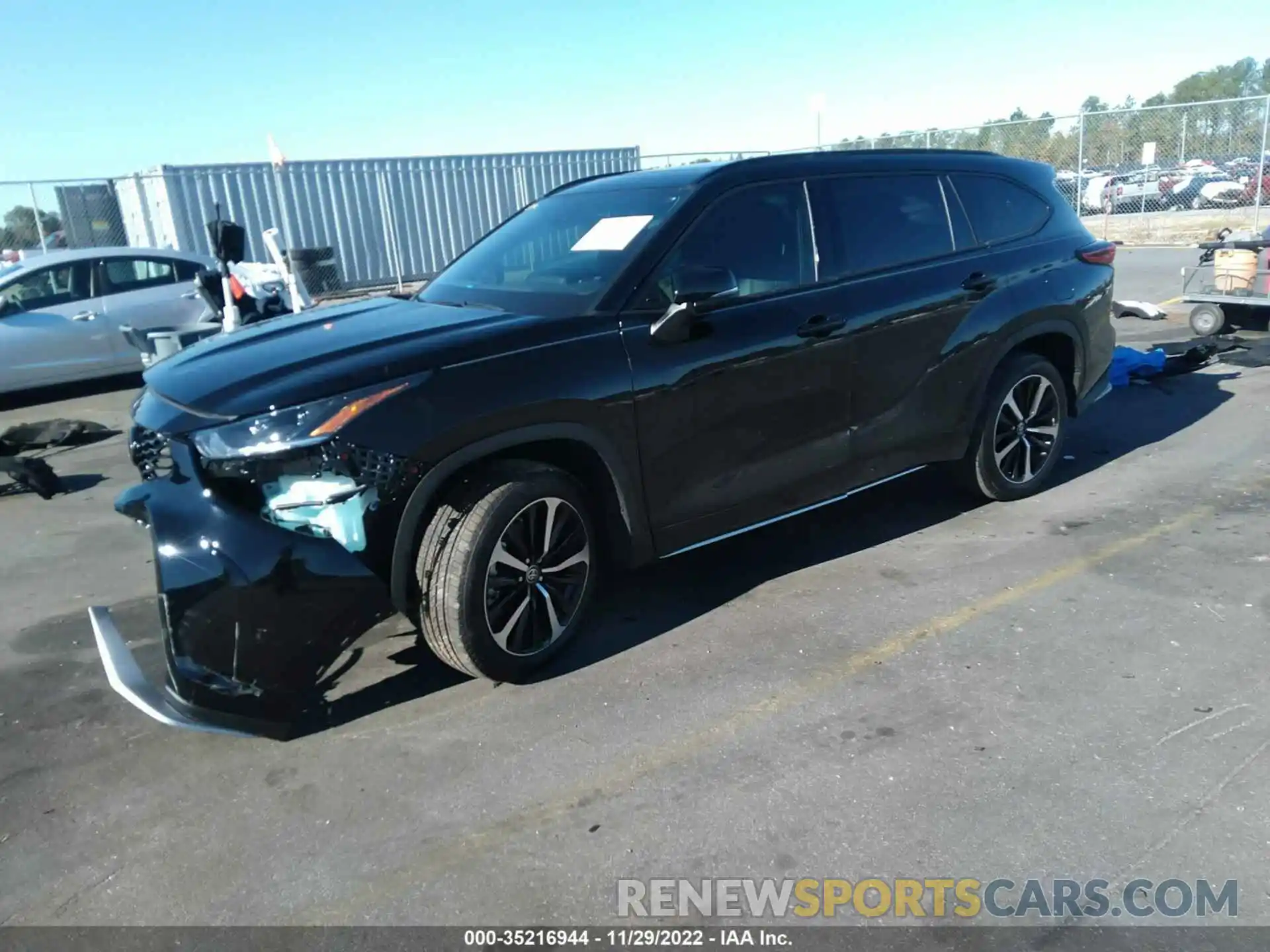 2 Photograph of a damaged car 5TDLZRAH8NS133203 TOYOTA HIGHLANDER 2022