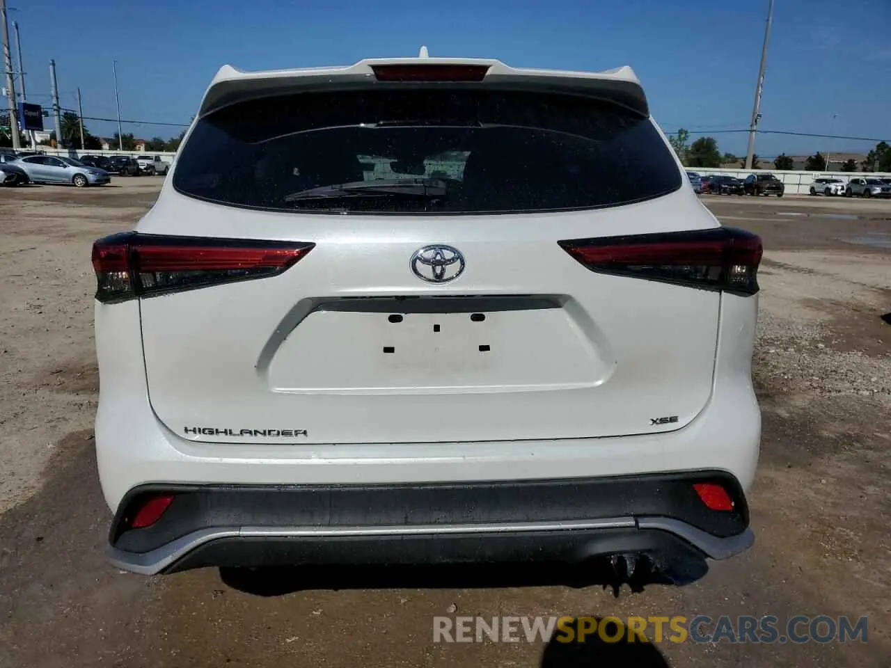 6 Photograph of a damaged car 5TDLZRAH9NS117639 TOYOTA HIGHLANDER 2022