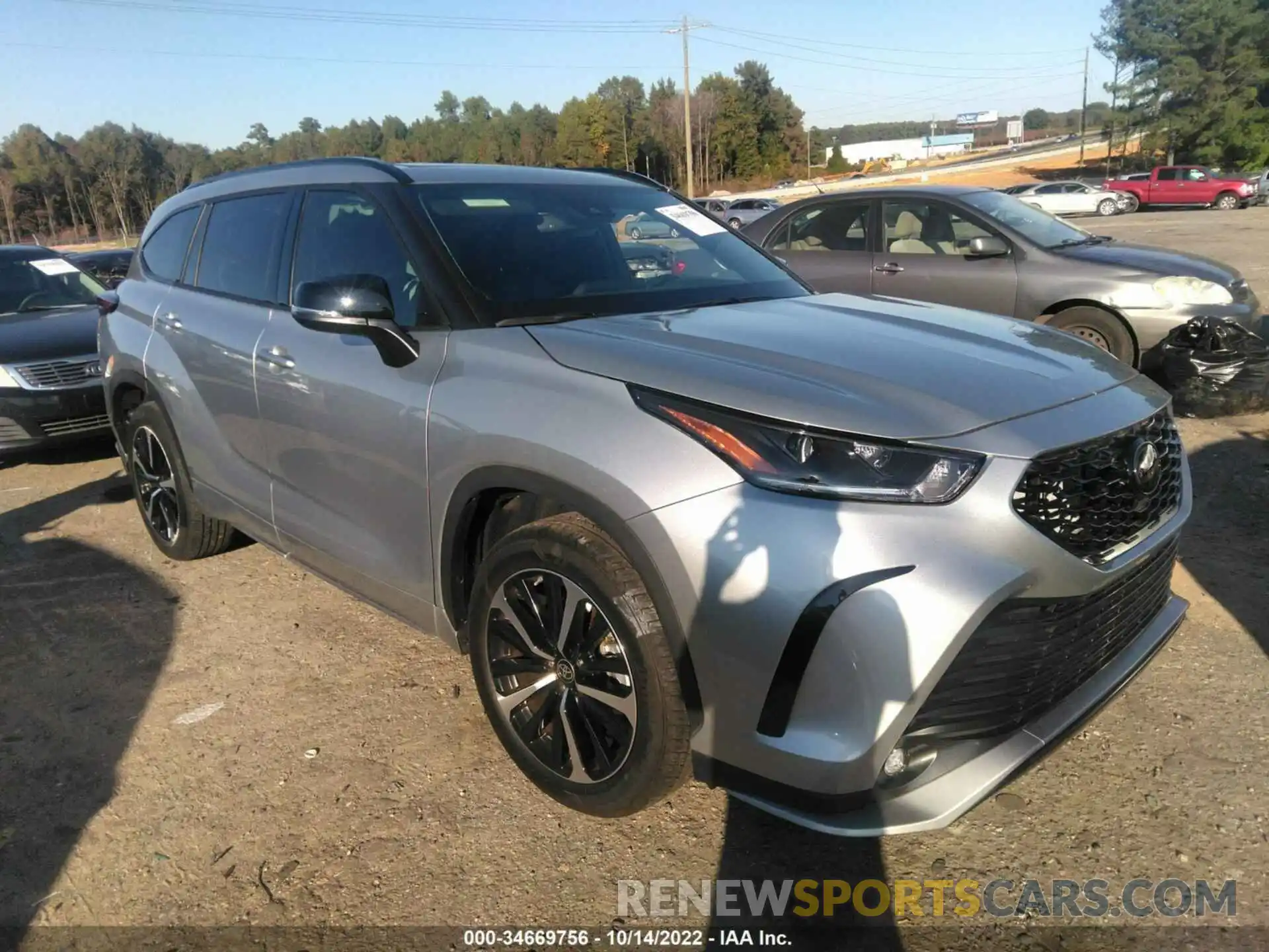 1 Photograph of a damaged car 5TDLZRAHXNS101532 TOYOTA HIGHLANDER 2022