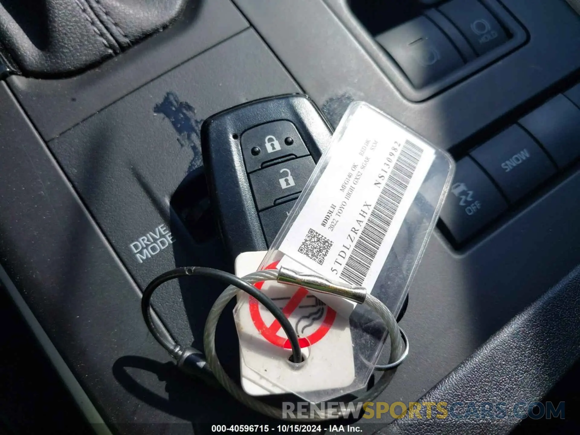 11 Photograph of a damaged car 5TDLZRAHXNS130982 TOYOTA HIGHLANDER 2022