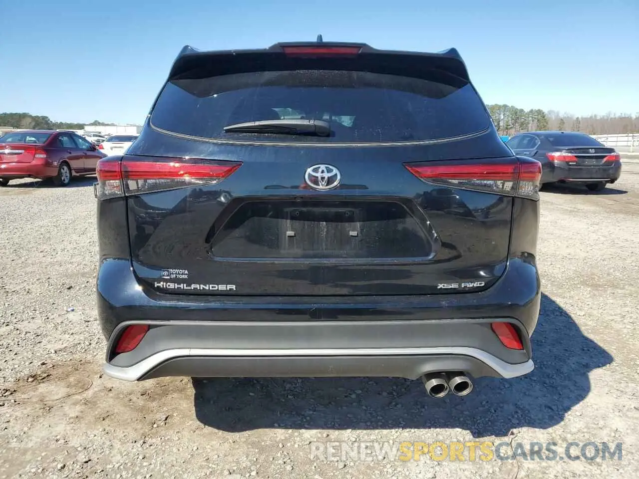 6 Photograph of a damaged car 5TDLZRBH1NS219371 TOYOTA HIGHLANDER 2022