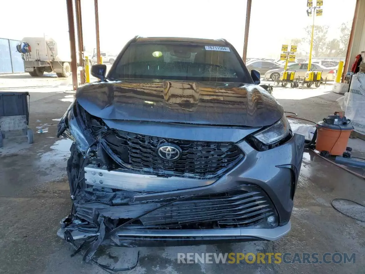 5 Photograph of a damaged car 5TDLZRBH1NS250023 TOYOTA HIGHLANDER 2022