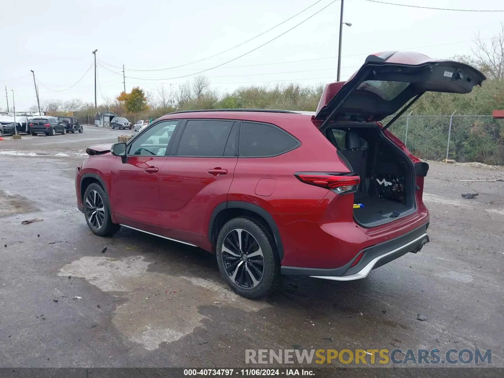 3 Photograph of a damaged car 5TDLZRBH3NS205651 TOYOTA HIGHLANDER 2022