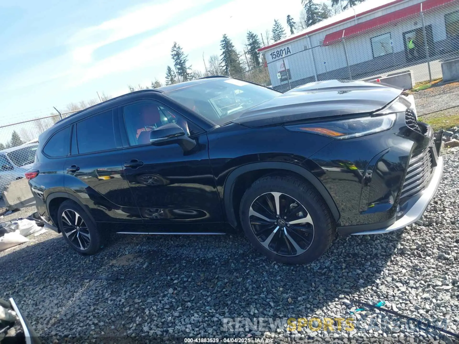 13 Photograph of a damaged car 5TDLZRBH5NS174872 TOYOTA HIGHLANDER 2022