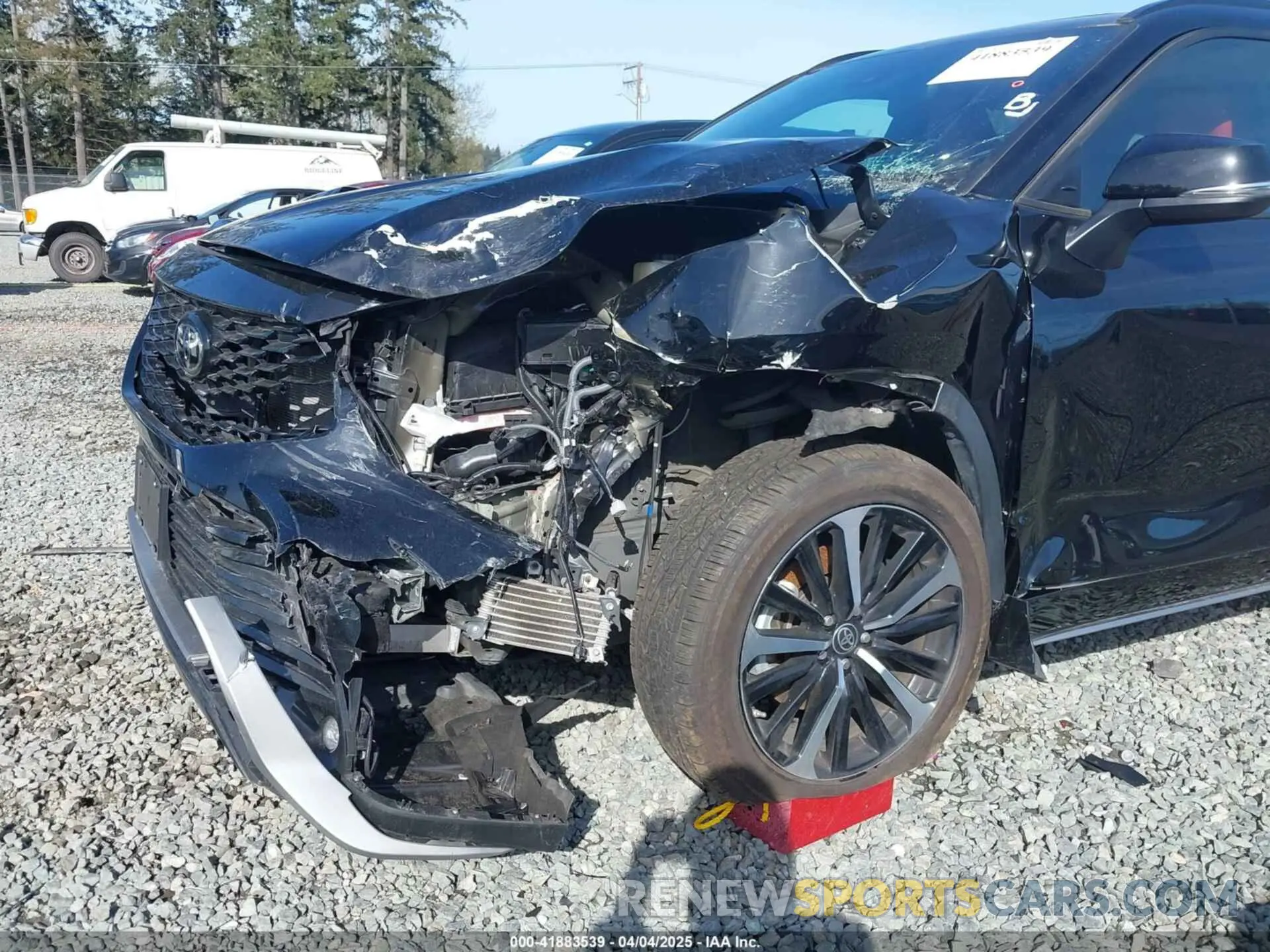 6 Photograph of a damaged car 5TDLZRBH5NS174872 TOYOTA HIGHLANDER 2022