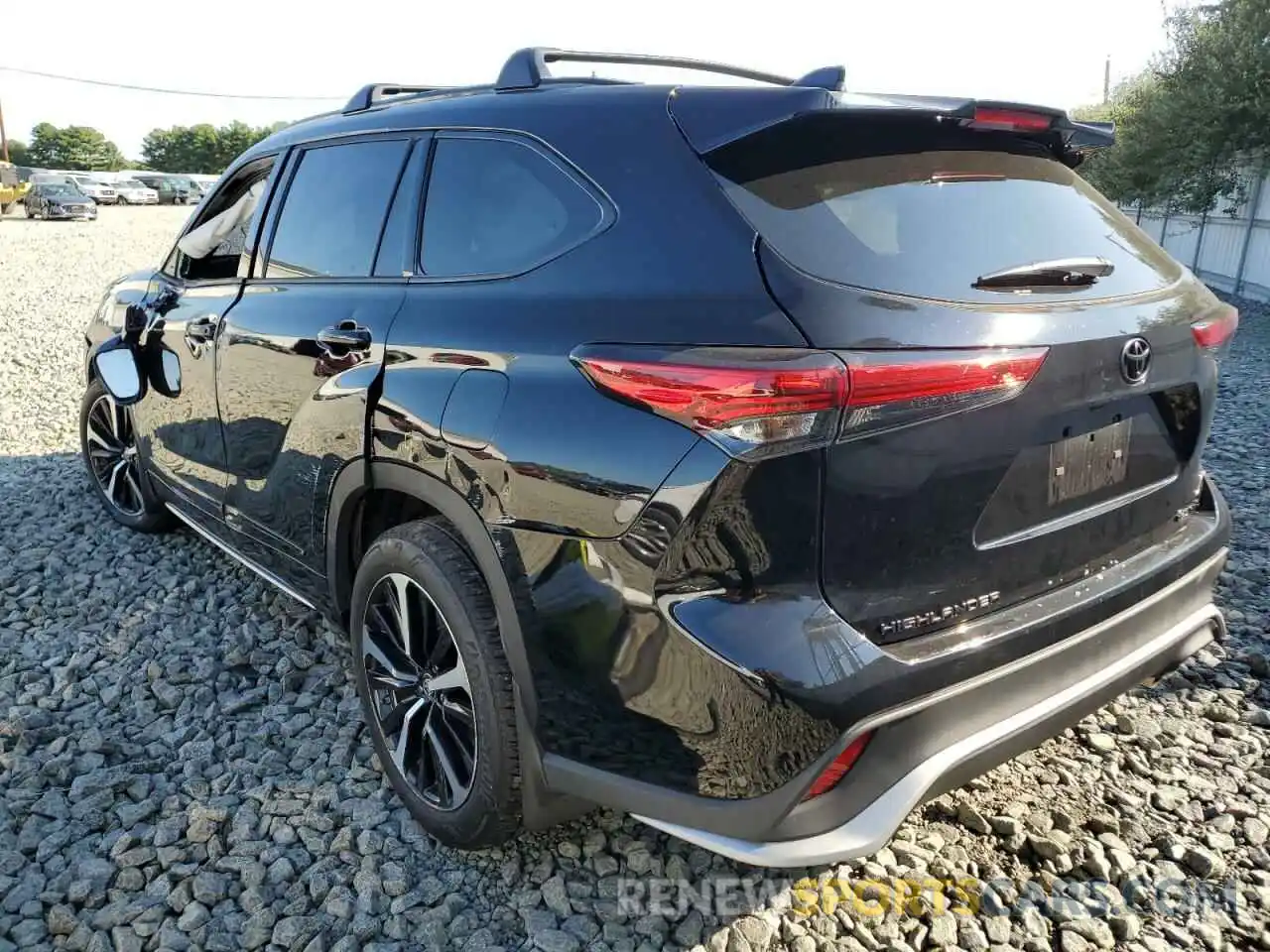 3 Photograph of a damaged car 5TDLZRBH5NS199478 TOYOTA HIGHLANDER 2022