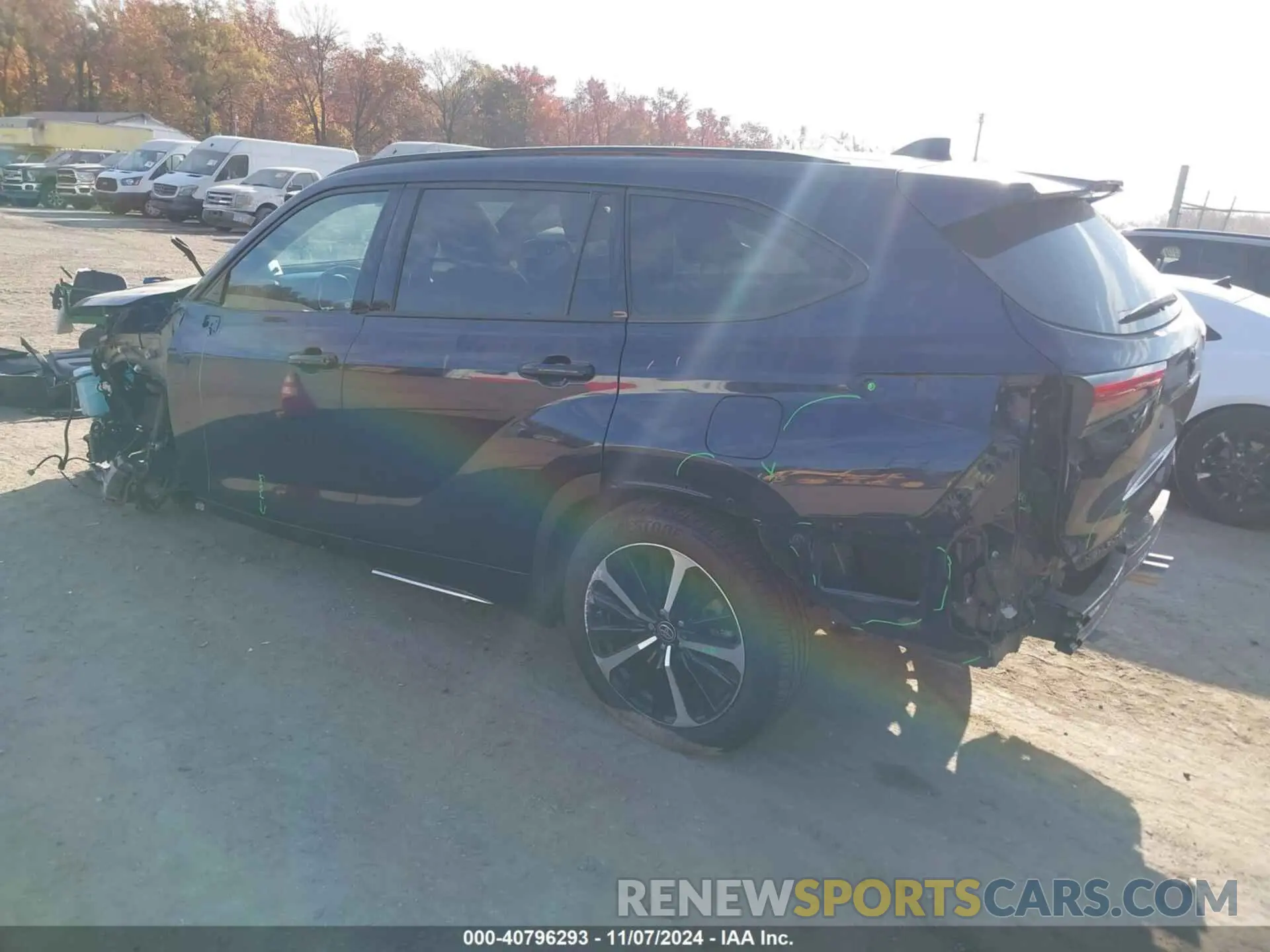 3 Photograph of a damaged car 5TDLZRBH7NS243951 TOYOTA HIGHLANDER 2022