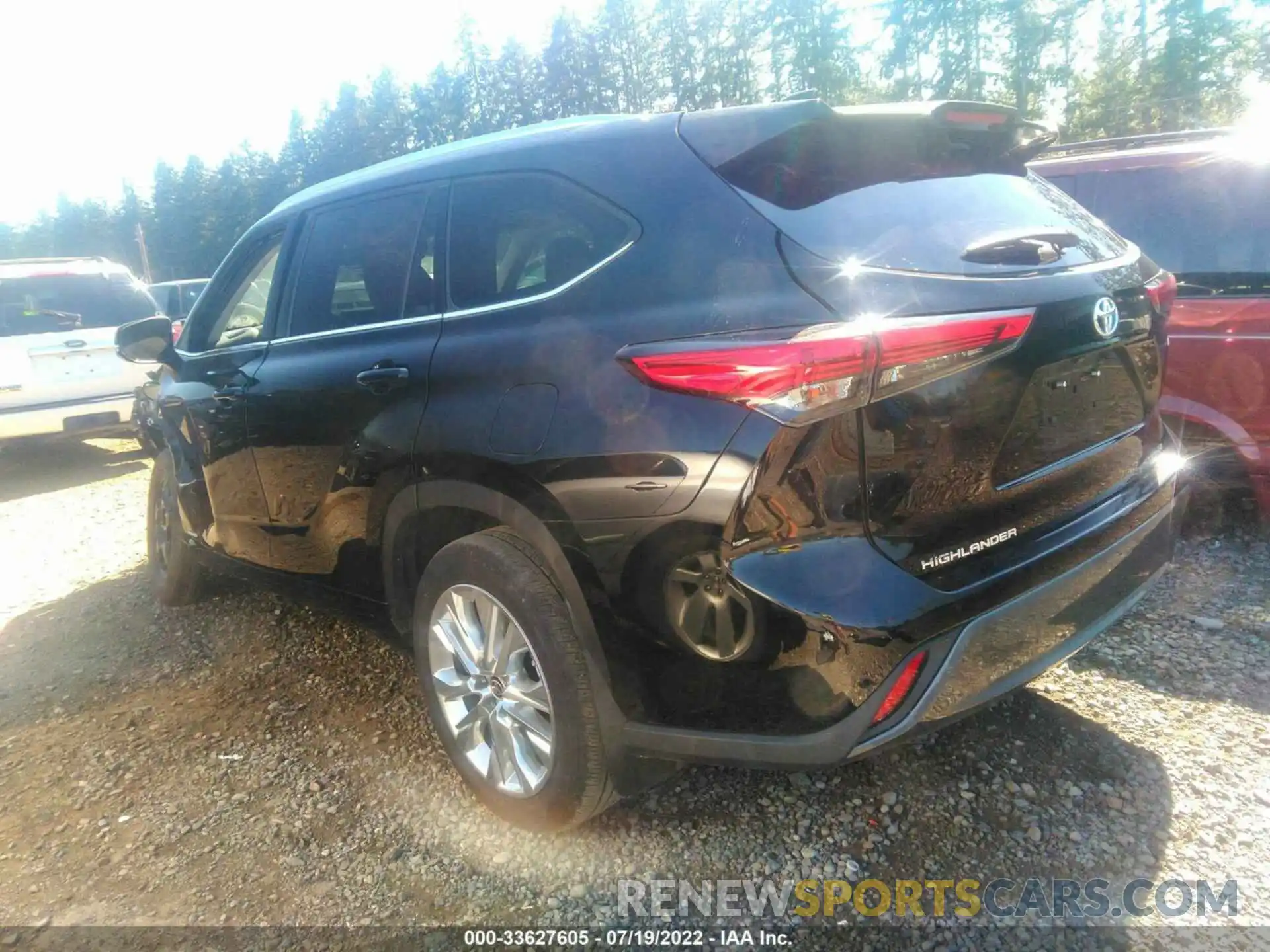 3 Photograph of a damaged car 5TDXBRCH0NS545683 TOYOTA HIGHLANDER 2022