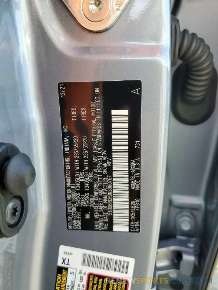 12 Photograph of a damaged car 5TDXBRCH3NS080767 TOYOTA HIGHLANDER 2022