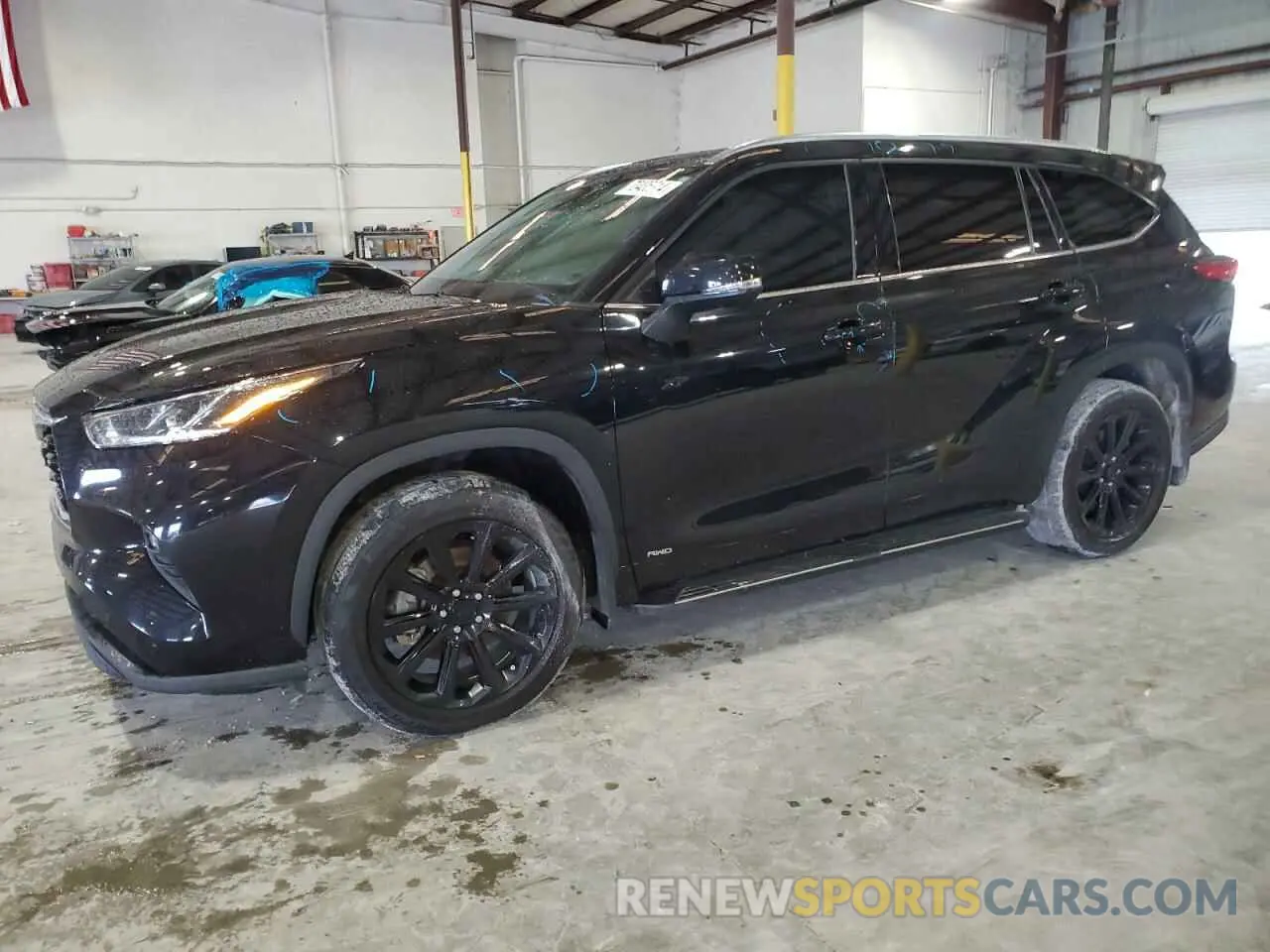 1 Photograph of a damaged car 5TDXBRCHXNS537770 TOYOTA HIGHLANDER 2022