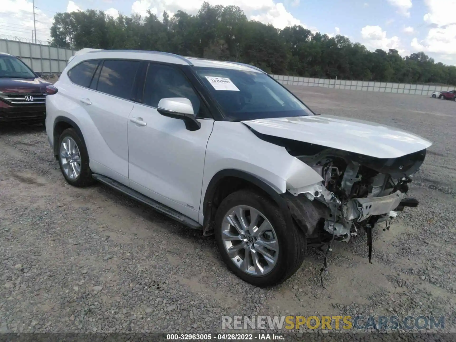 1 Photograph of a damaged car 5TDXBRCHXNS550079 TOYOTA HIGHLANDER 2022