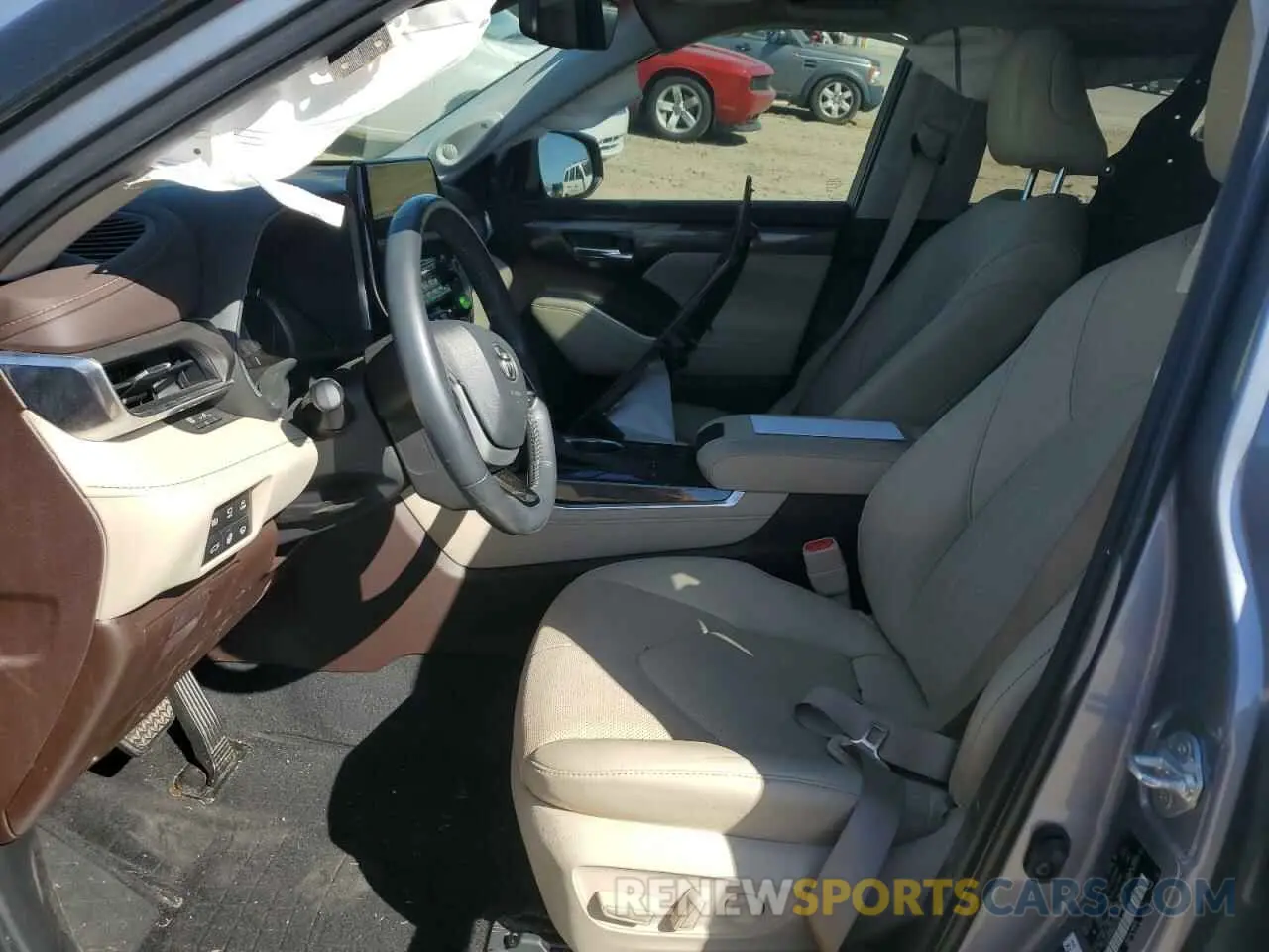 7 Photograph of a damaged car 5TDYARAH3NS014309 TOYOTA HIGHLANDER 2022
