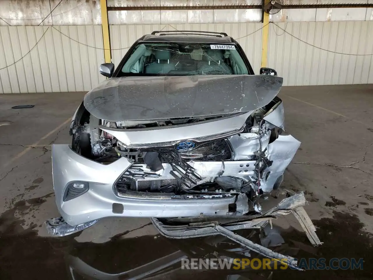 5 Photograph of a damaged car 5TDYARAHXNS013268 TOYOTA HIGHLANDER 2022