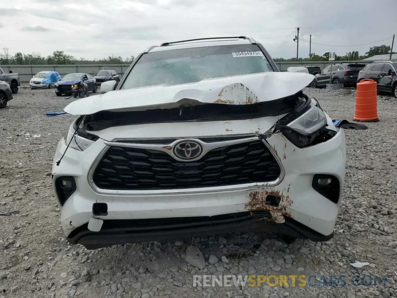 5 Photograph of a damaged car 5TDYZRAH1NS117138 TOYOTA HIGHLANDER 2022