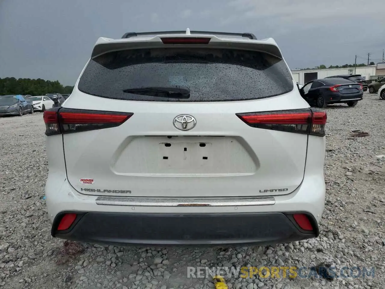 6 Photograph of a damaged car 5TDYZRAH1NS117138 TOYOTA HIGHLANDER 2022