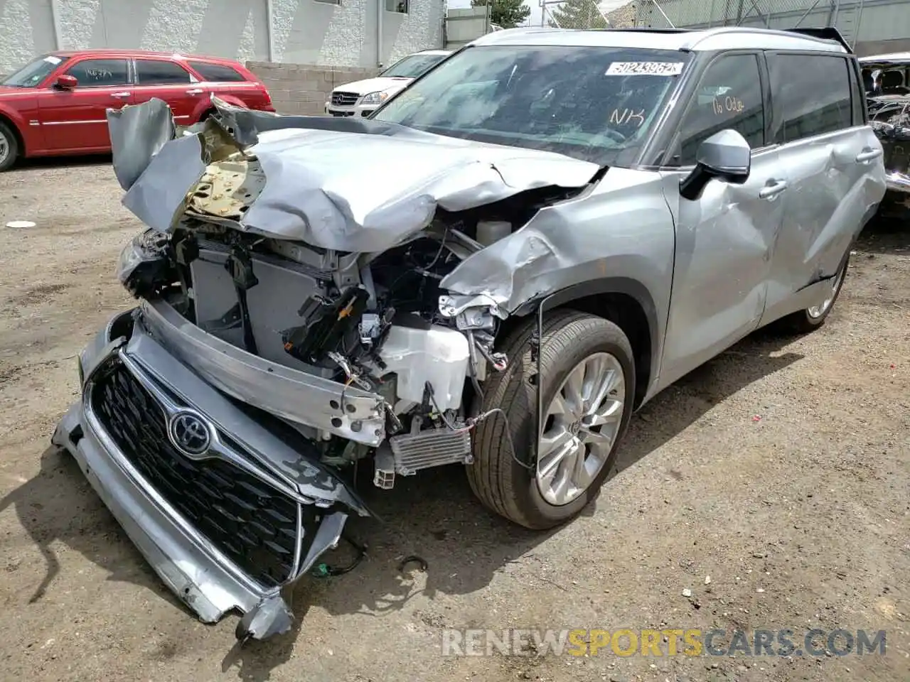 2 Photograph of a damaged car 5TDYZRAH6NS115904 TOYOTA HIGHLANDER 2022