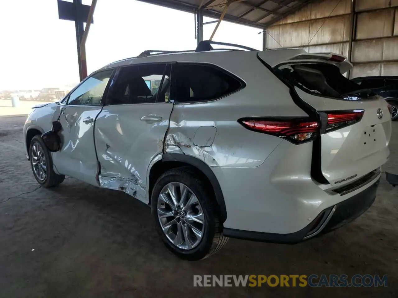 2 Photograph of a damaged car 5TDYZRAHXNS116327 TOYOTA HIGHLANDER 2022