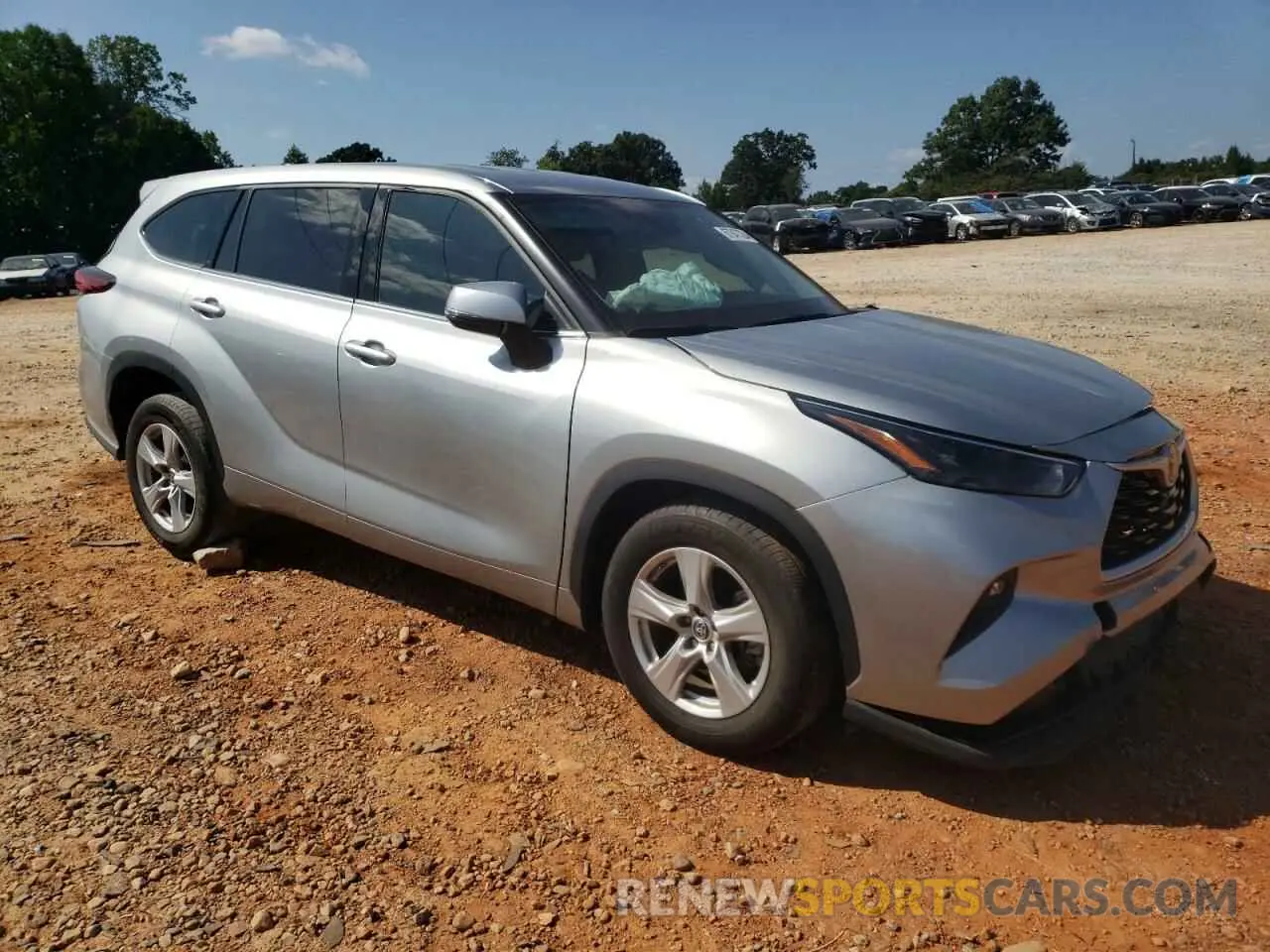 4 Photograph of a damaged car 5TDZARAH0NS512732 TOYOTA HIGHLANDER 2022
