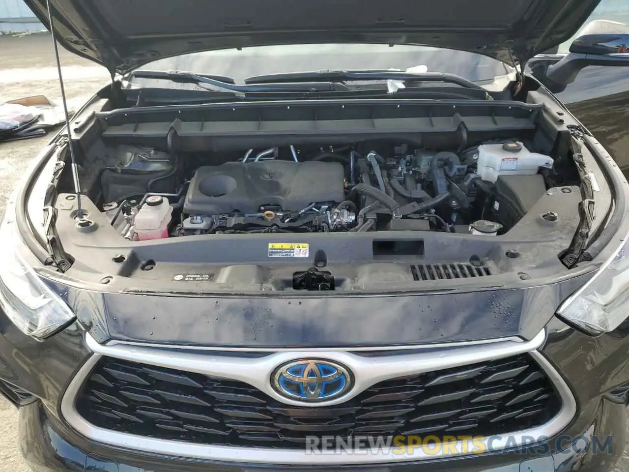 13 Photograph of a damaged car 5TDZARAH1NS516238 TOYOTA HIGHLANDER 2022