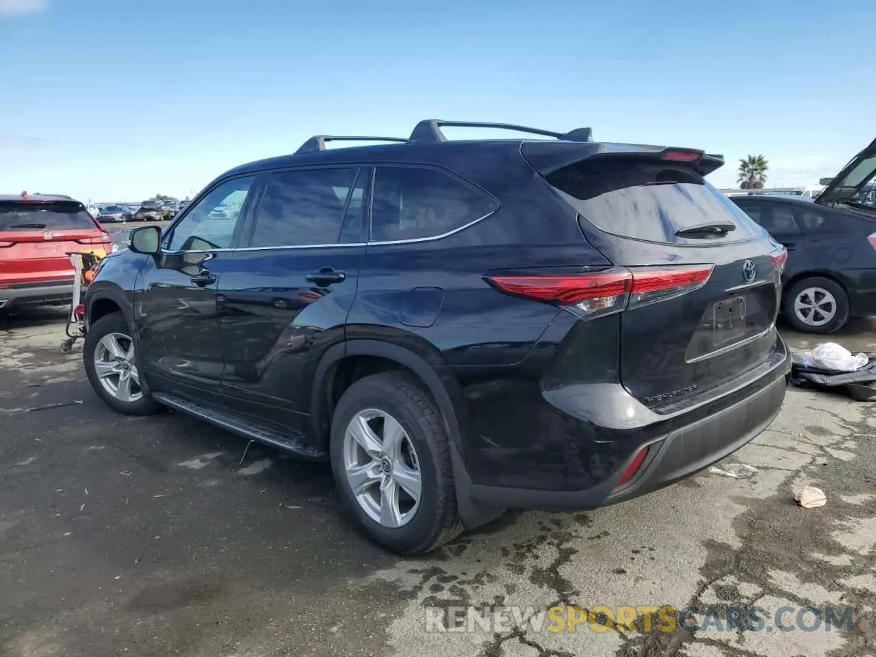 2 Photograph of a damaged car 5TDZARAH1NS516238 TOYOTA HIGHLANDER 2022