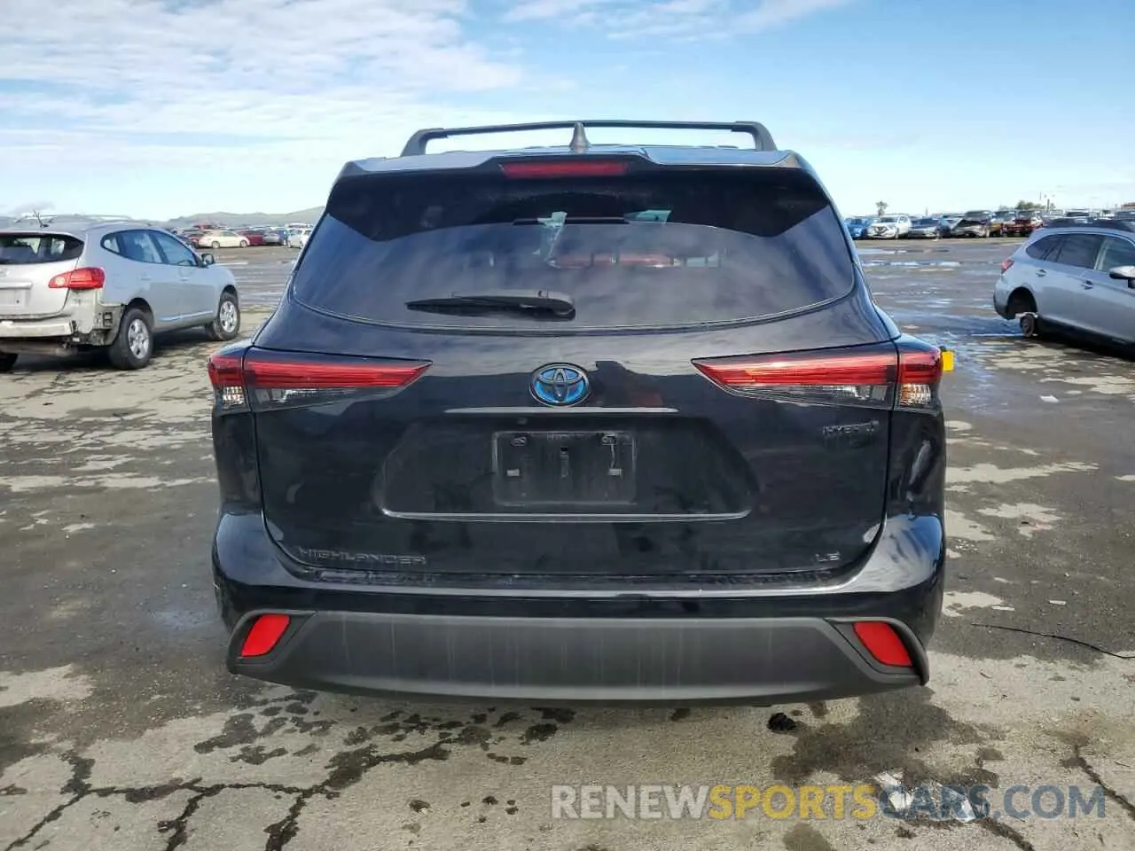 6 Photograph of a damaged car 5TDZARAH1NS516238 TOYOTA HIGHLANDER 2022