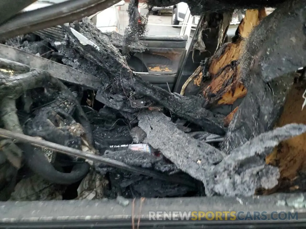 7 Photograph of a damaged car 5TDZZRAH0NS097386 TOYOTA HIGHLANDER 2022
