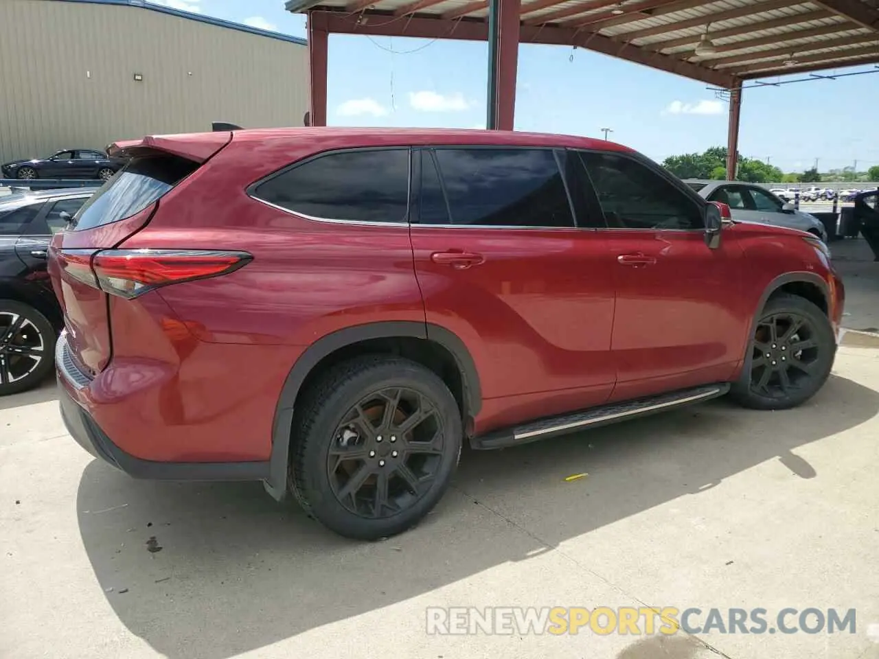 3 Photograph of a damaged car 5TDZZRAH0NS551913 TOYOTA HIGHLANDER 2022