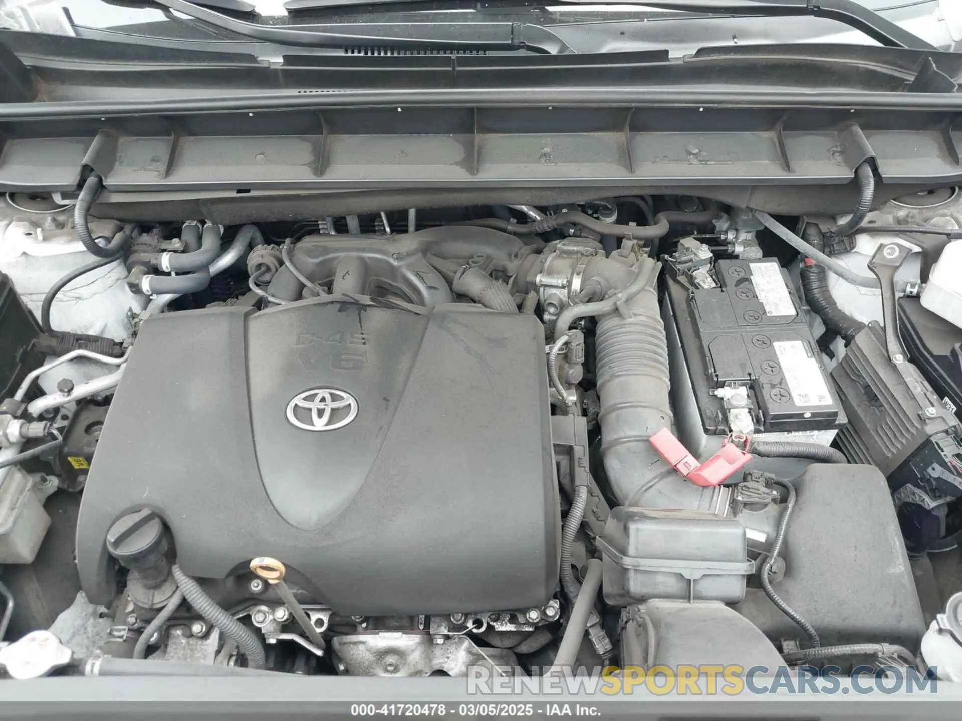 10 Photograph of a damaged car 5TDZZRAH0NS553211 TOYOTA HIGHLANDER 2022