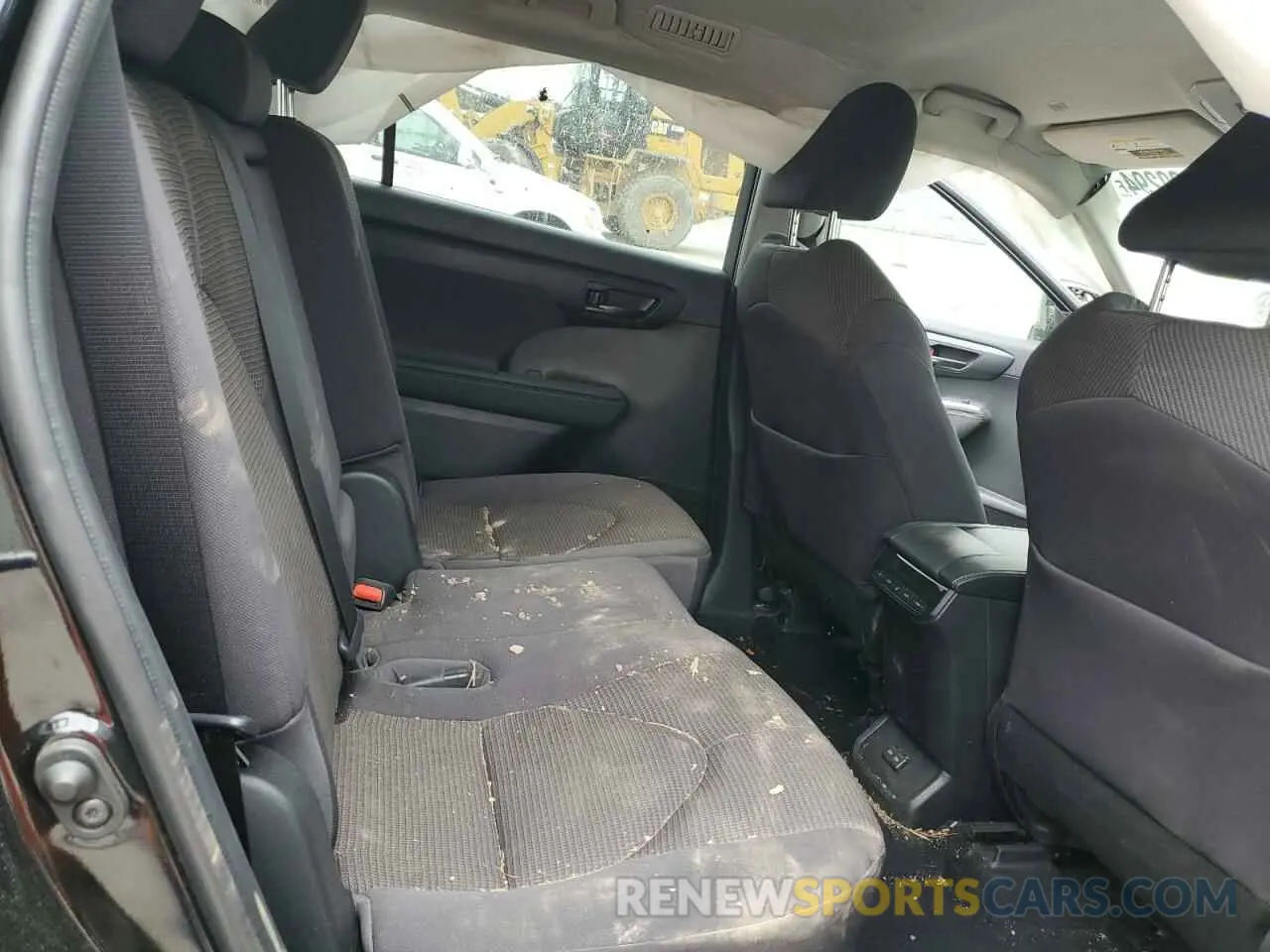 11 Photograph of a damaged car 5TDZZRAH1NS131478 TOYOTA HIGHLANDER 2022