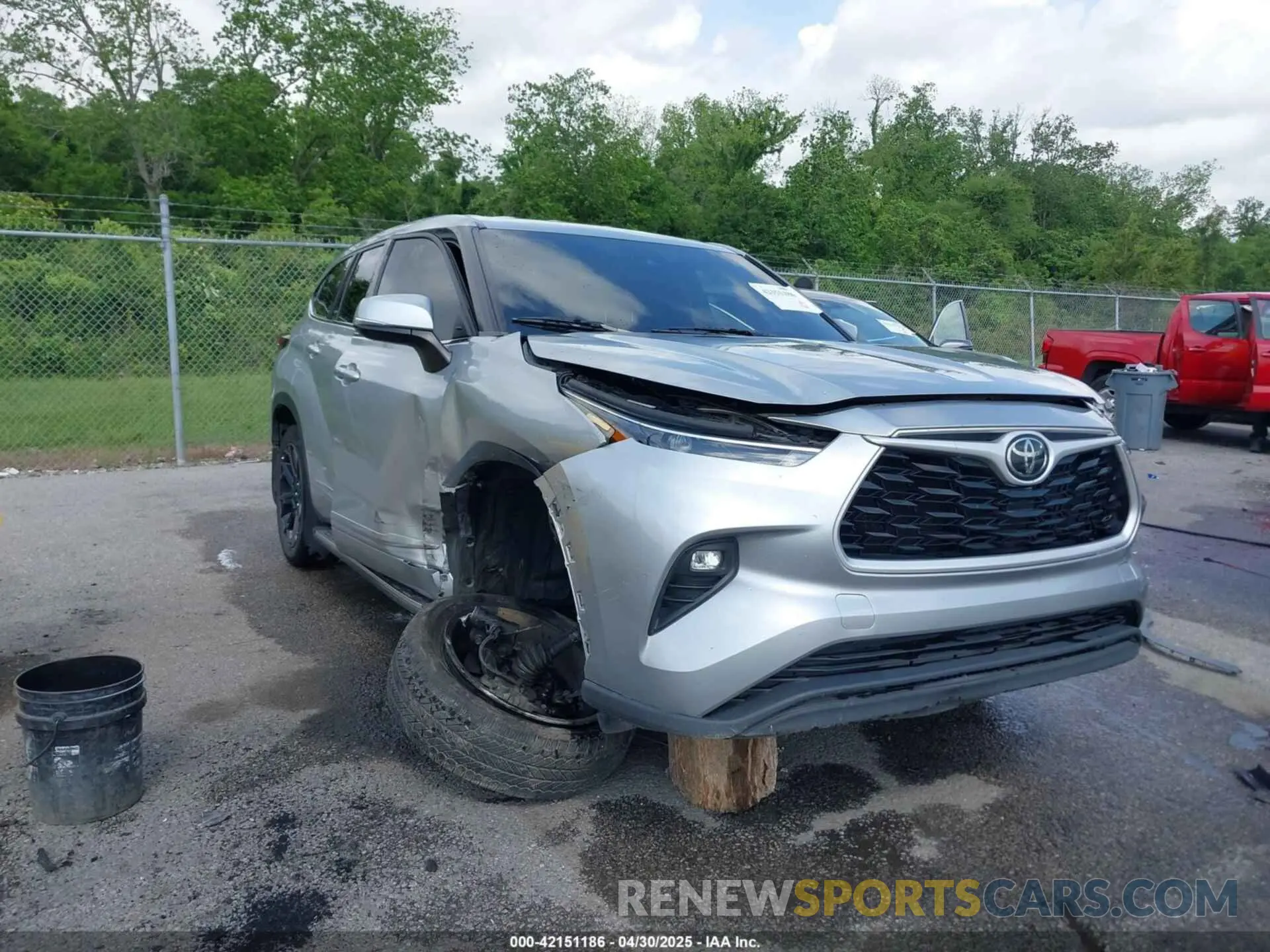 1 Photograph of a damaged car 5TDZZRAH1NS138852 TOYOTA HIGHLANDER 2022