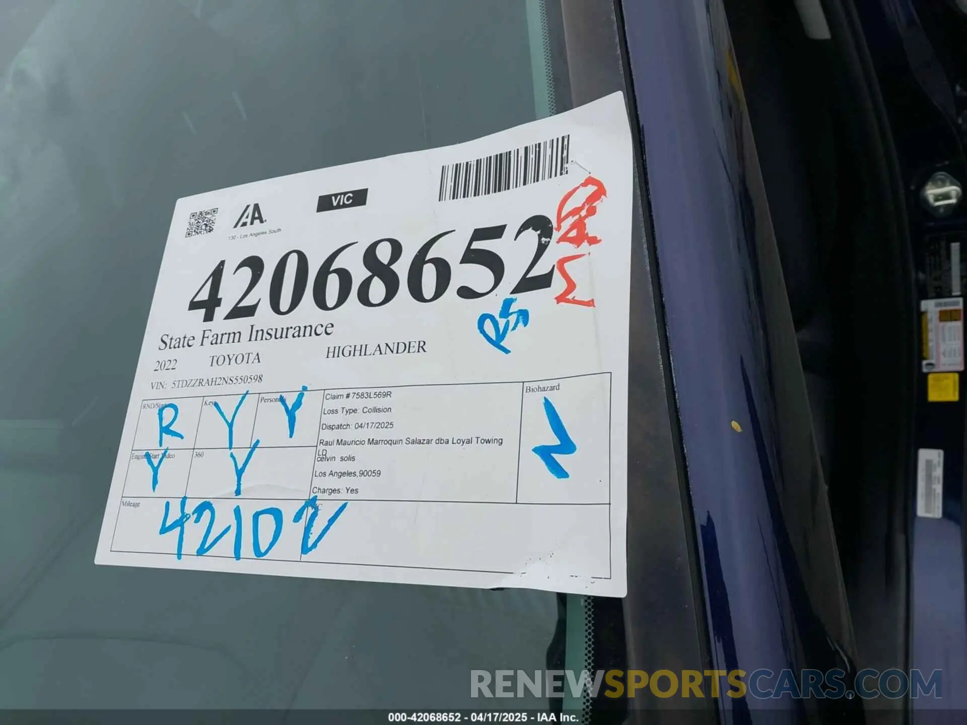 17 Photograph of a damaged car 5TDZZRAH2NS550598 TOYOTA HIGHLANDER 2022