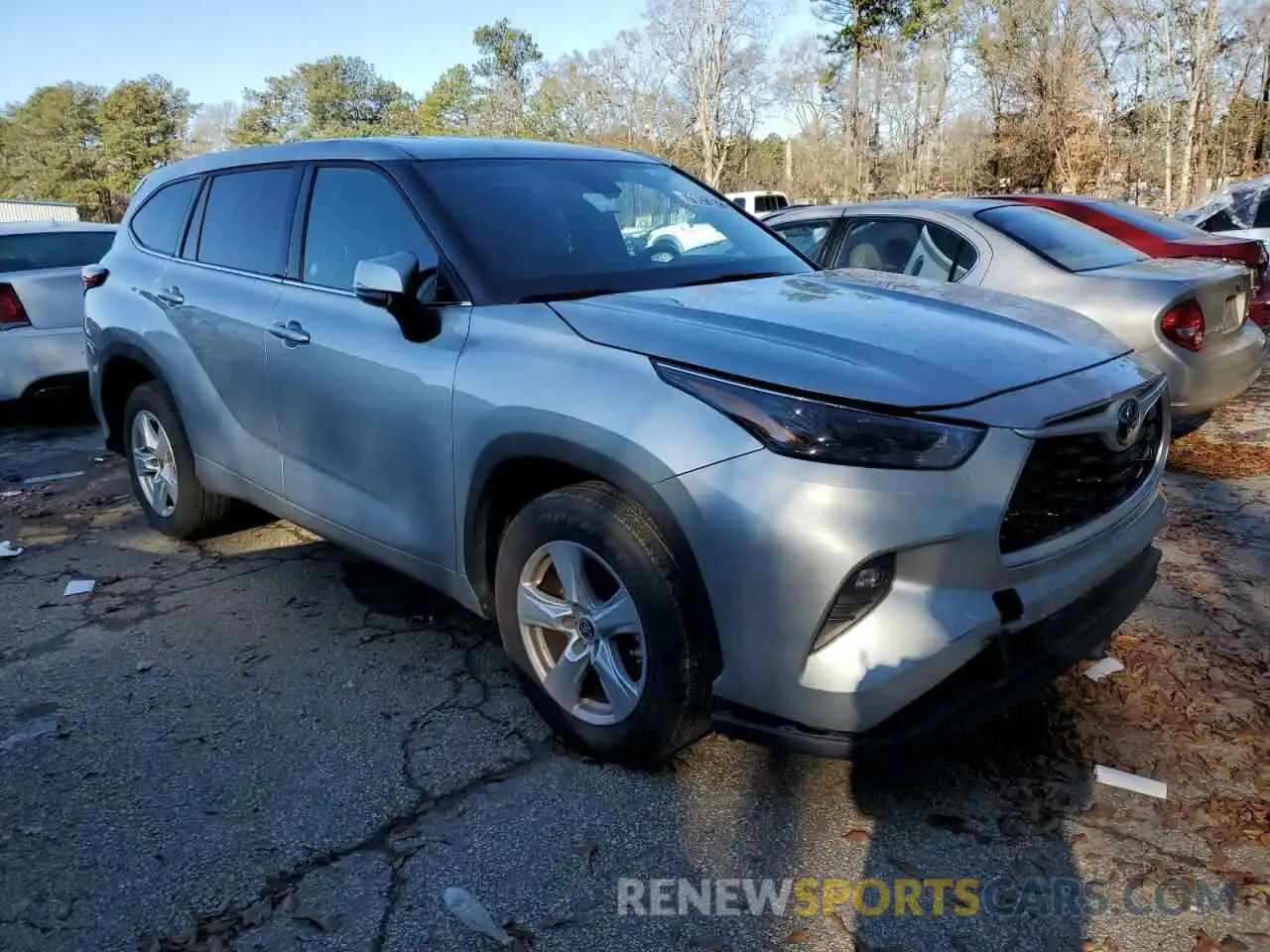 4 Photograph of a damaged car 5TDZZRAH3NS543126 TOYOTA HIGHLANDER 2022