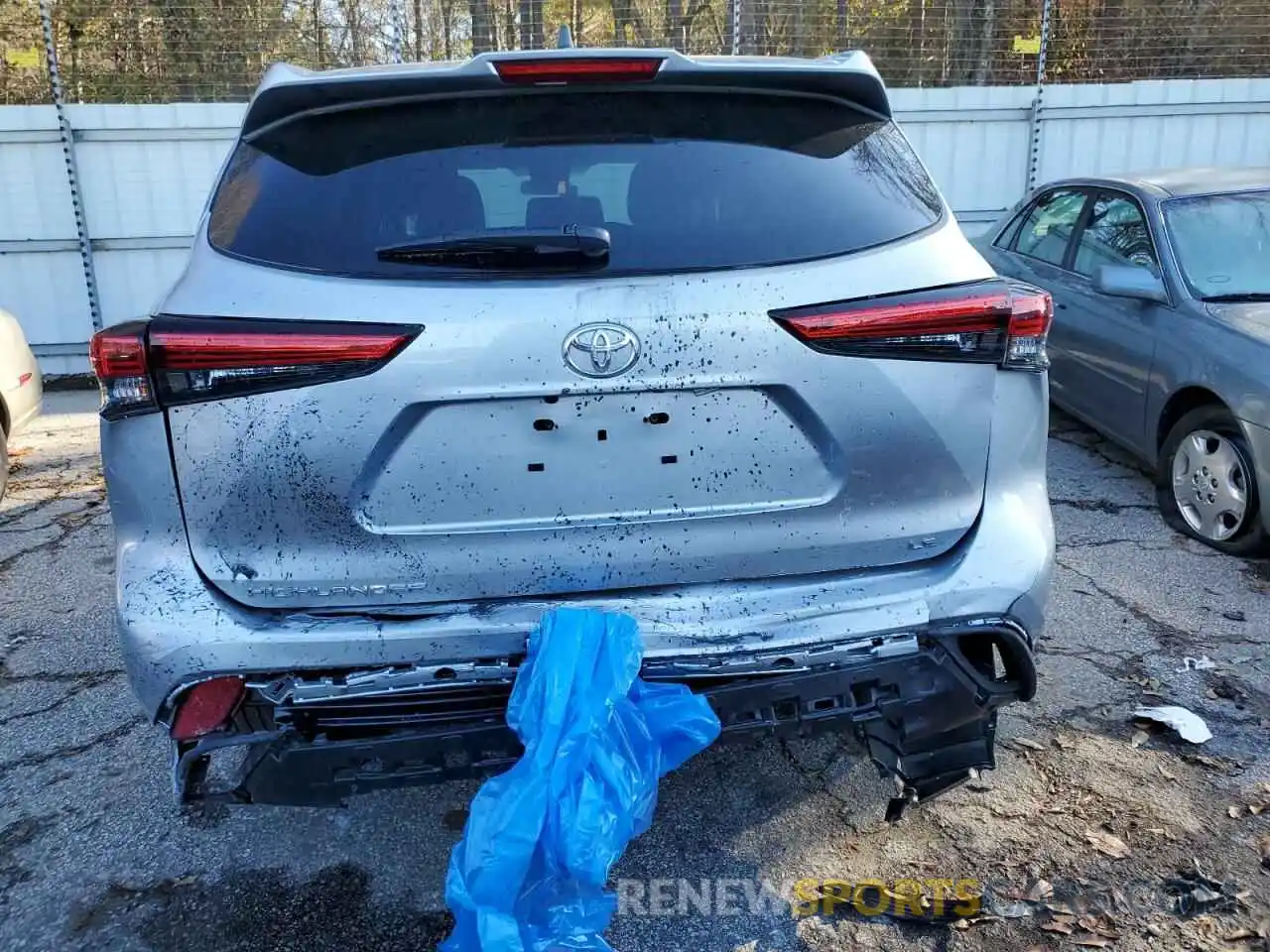 6 Photograph of a damaged car 5TDZZRAH3NS543126 TOYOTA HIGHLANDER 2022