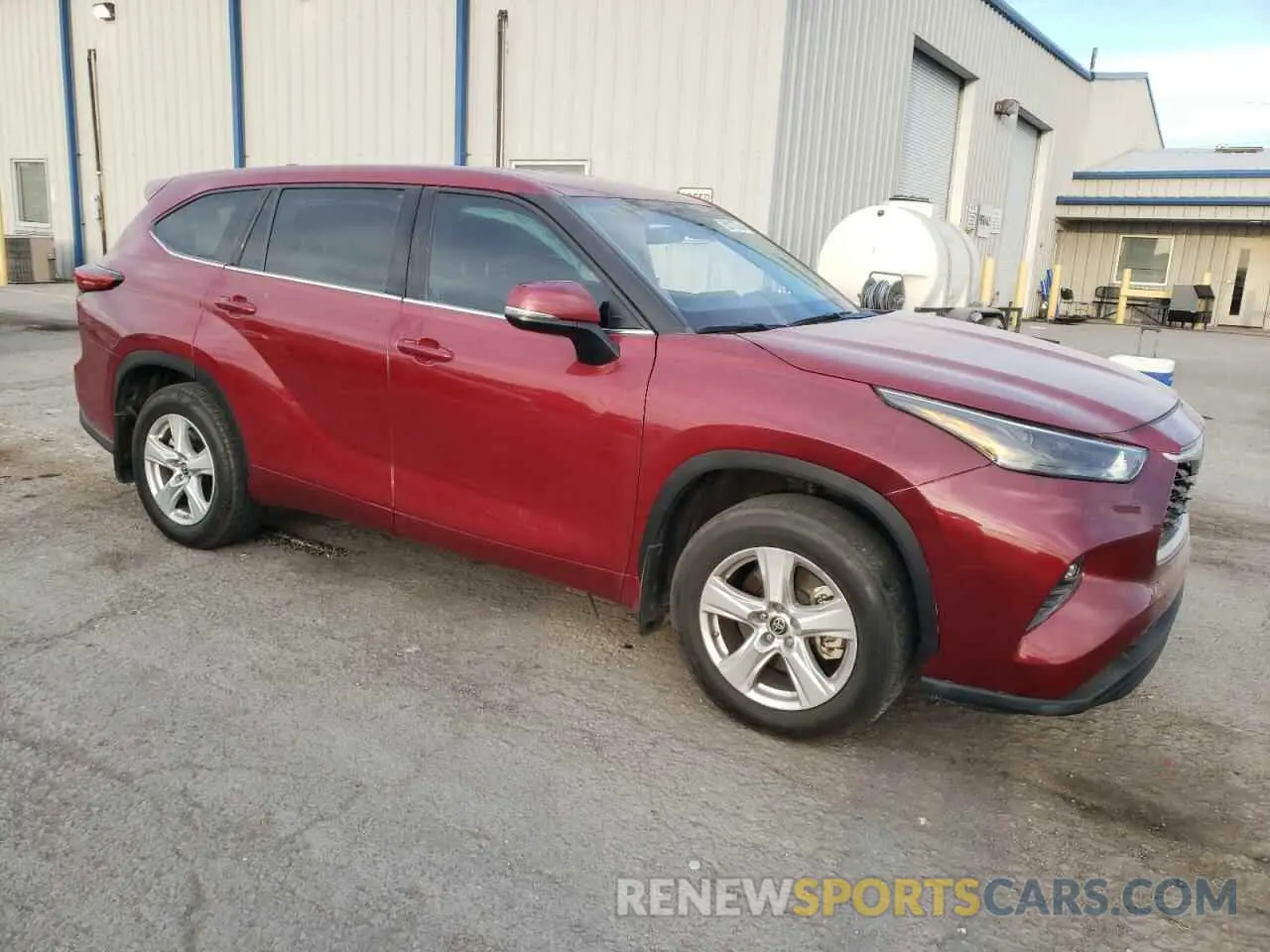 4 Photograph of a damaged car 5TDZZRAH3NS545975 TOYOTA HIGHLANDER 2022