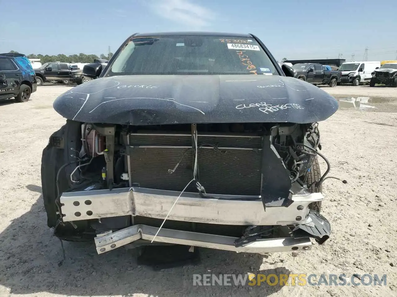 5 Photograph of a damaged car 5TDZZRAH4NS092272 TOYOTA HIGHLANDER 2022