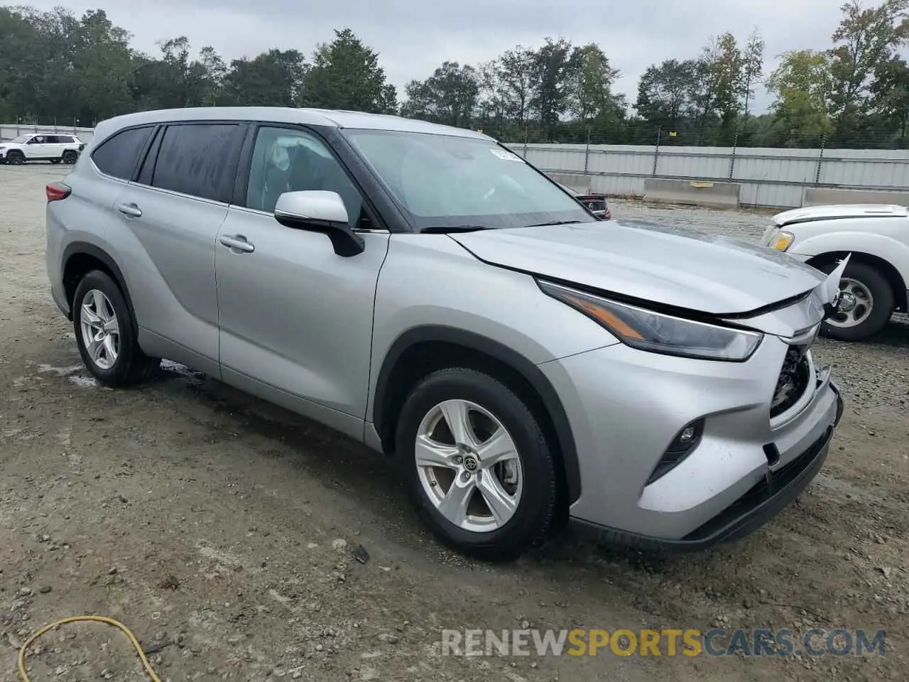 4 Photograph of a damaged car 5TDZZRAH4NS116375 TOYOTA HIGHLANDER 2022