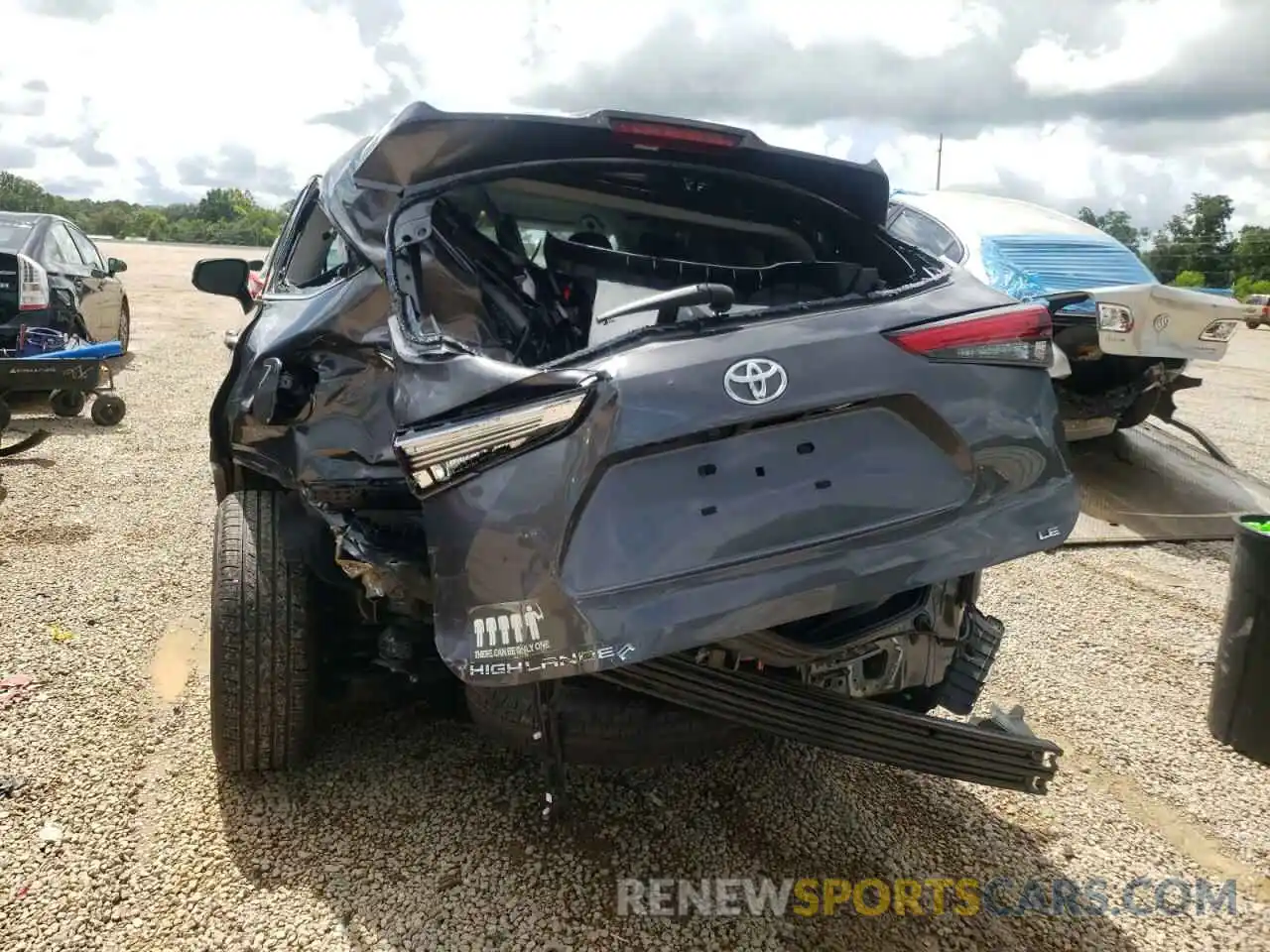 9 Photograph of a damaged car 5TDZZRAH4NS542230 TOYOTA HIGHLANDER 2022