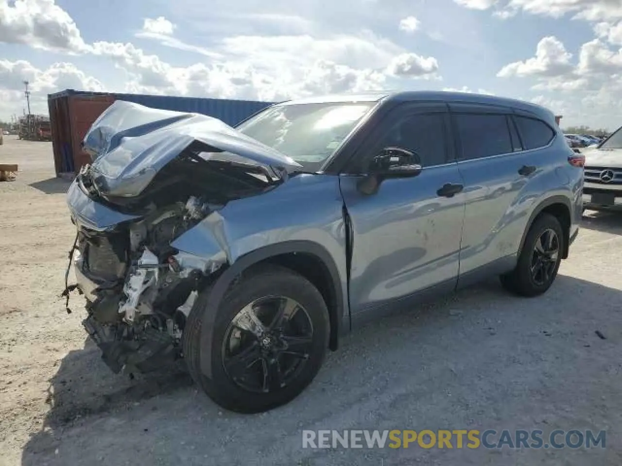 1 Photograph of a damaged car 5TDZZRAH5NS131788 TOYOTA HIGHLANDER 2022
