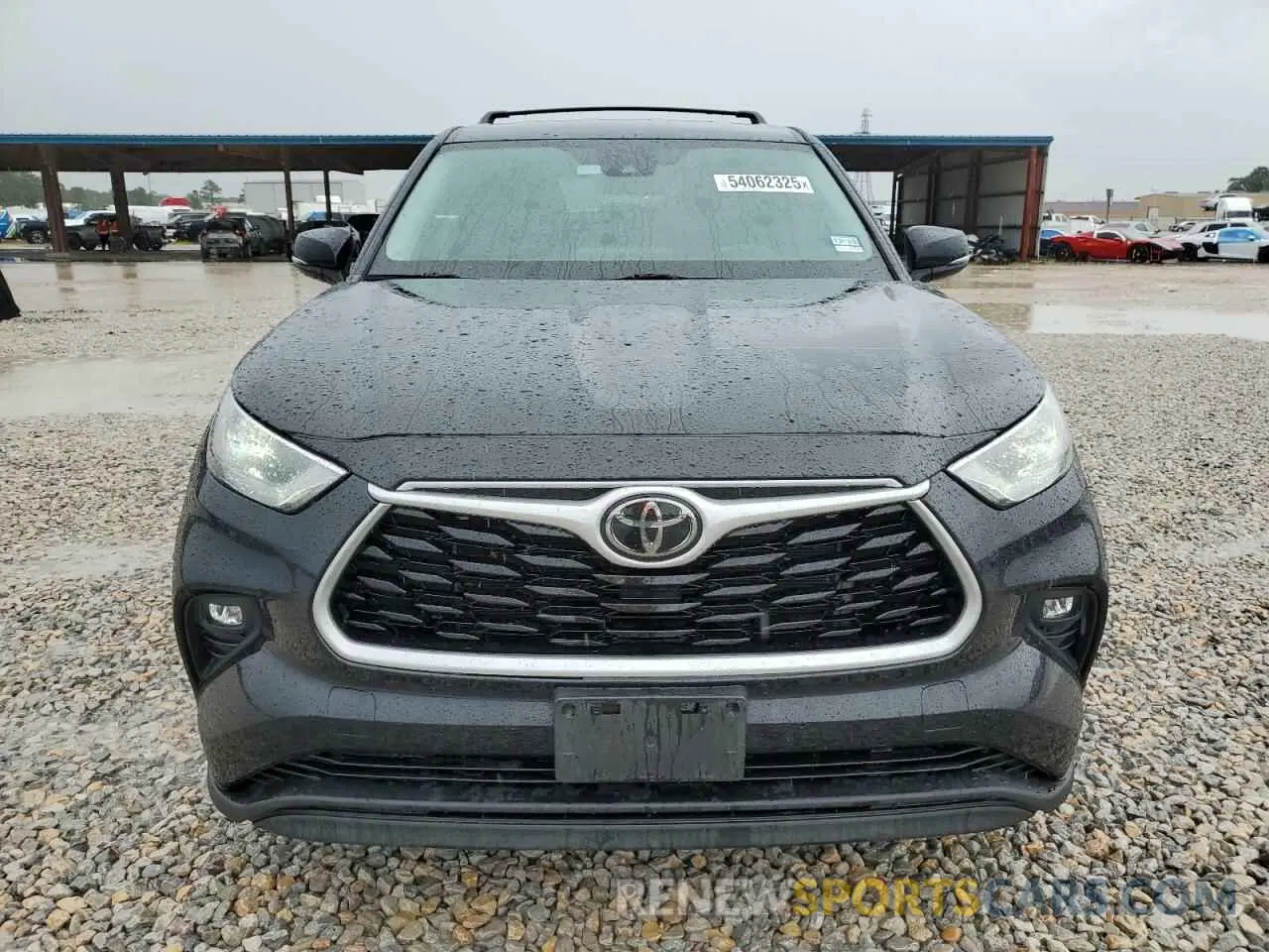 5 Photograph of a damaged car 5TDZZRAH5NS553351 TOYOTA HIGHLANDER 2022