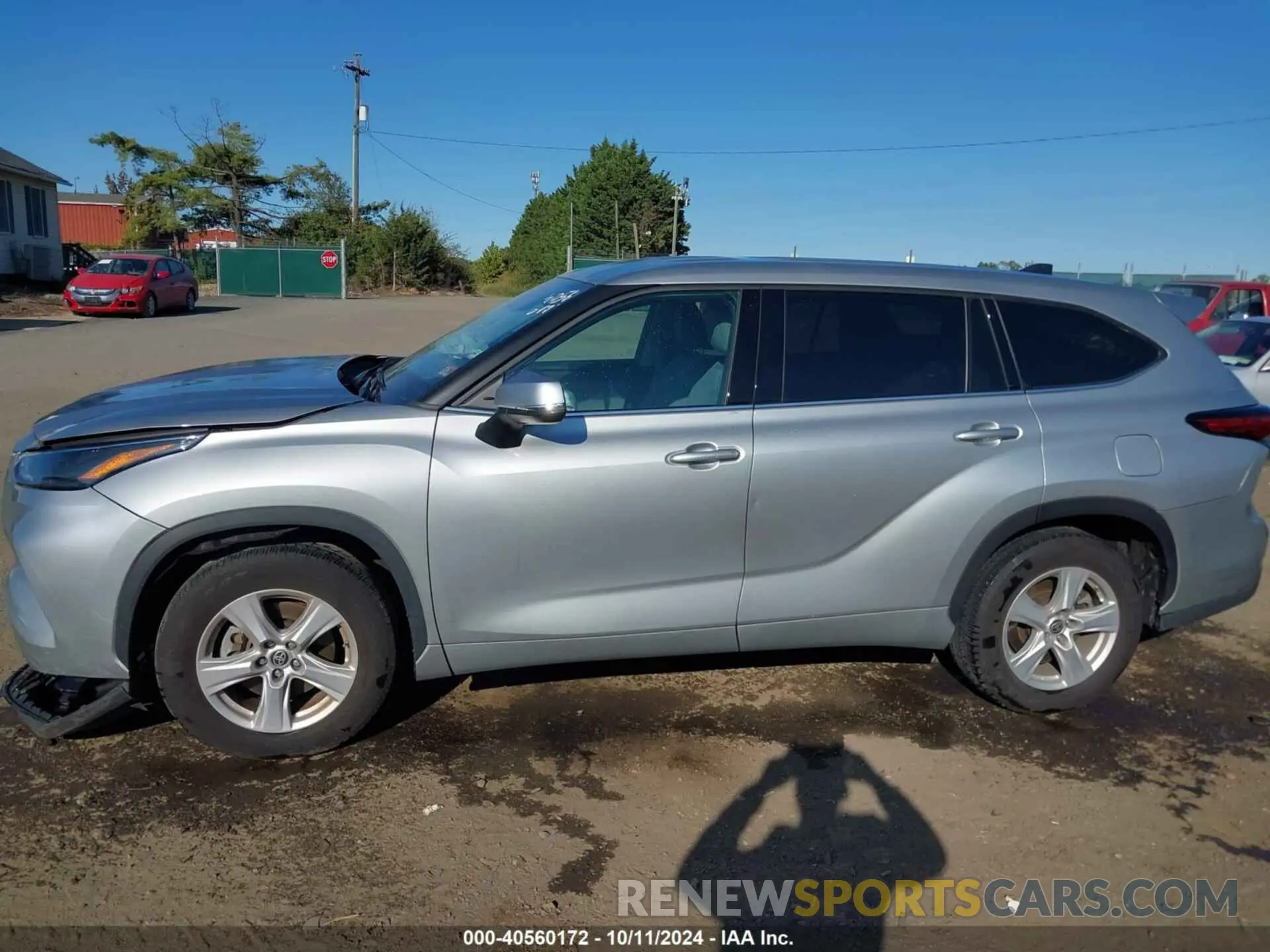 15 Photograph of a damaged car 5TDZZRAH7NS112031 TOYOTA HIGHLANDER 2022