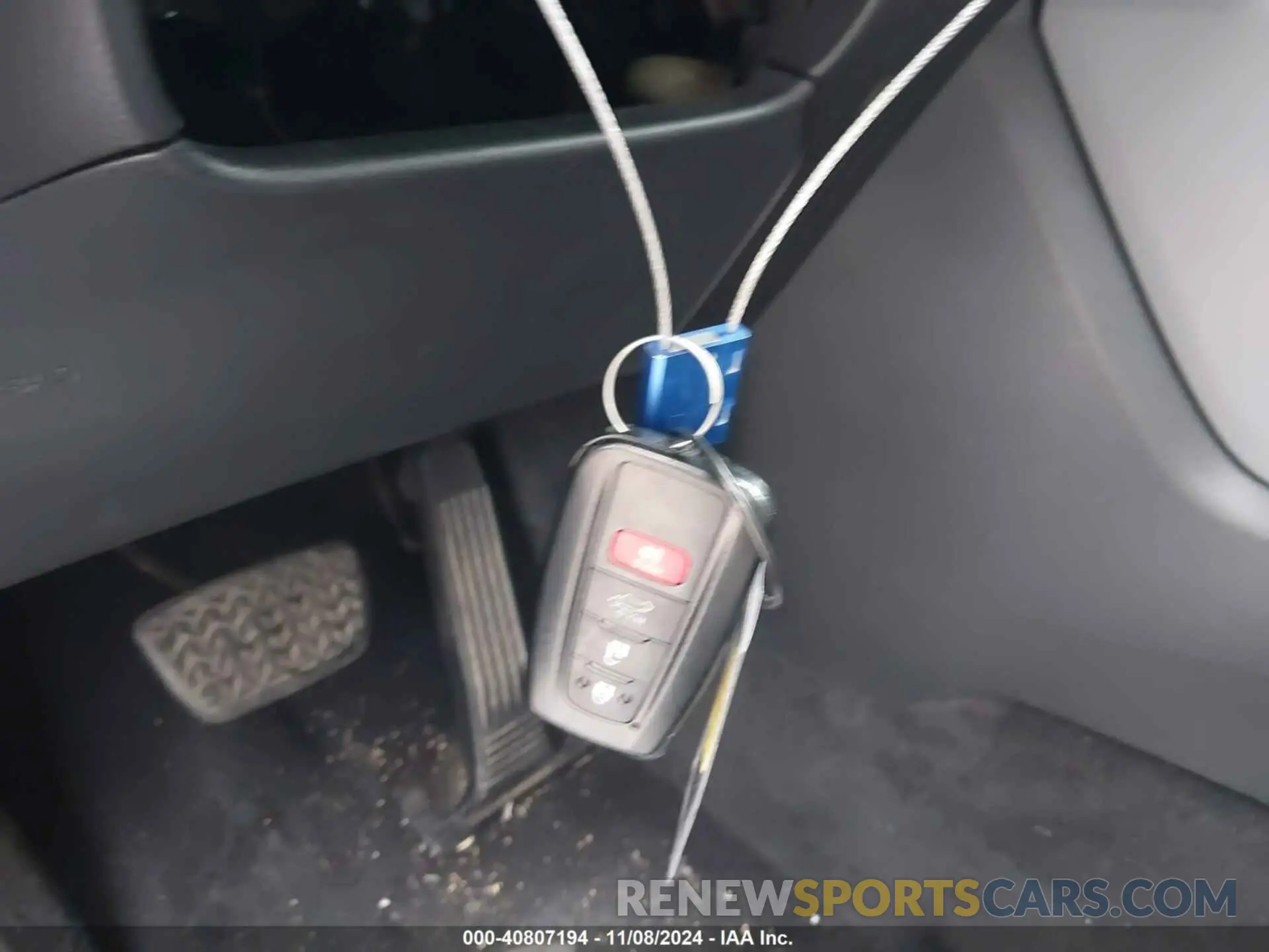 11 Photograph of a damaged car 5TDZZRAH9NS134676 TOYOTA HIGHLANDER 2022