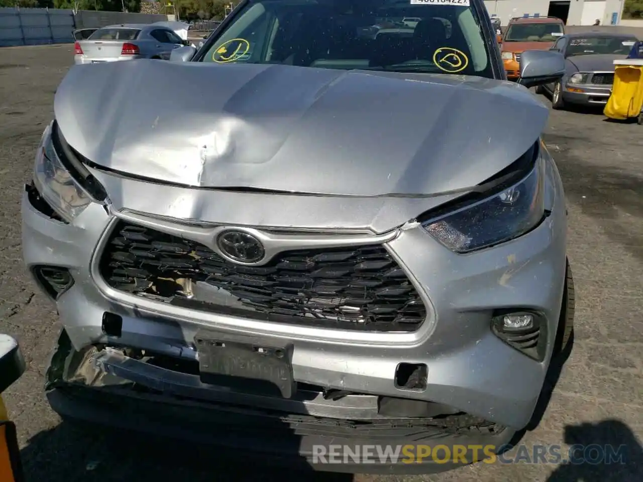 9 Photograph of a damaged car 5TDZZRAHXNS106904 TOYOTA HIGHLANDER 2022