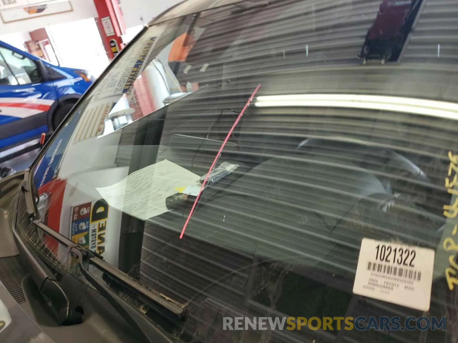 19 Photograph of a damaged car 5TDZZRAHXNS559355 TOYOTA HIGHLANDER 2022