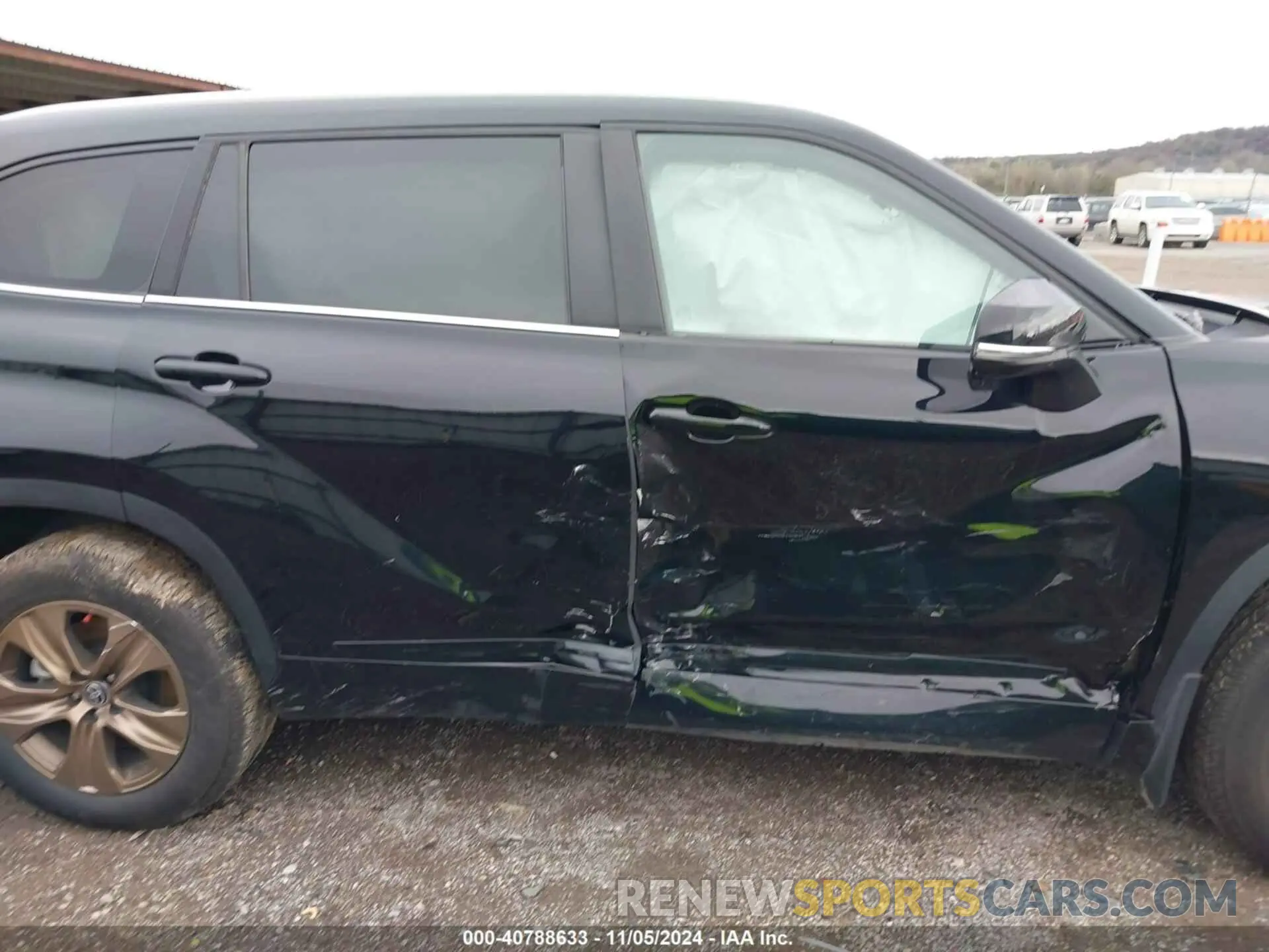 13 Photograph of a damaged car 5TDAARAH4PS522826 TOYOTA HIGHLANDER 2023