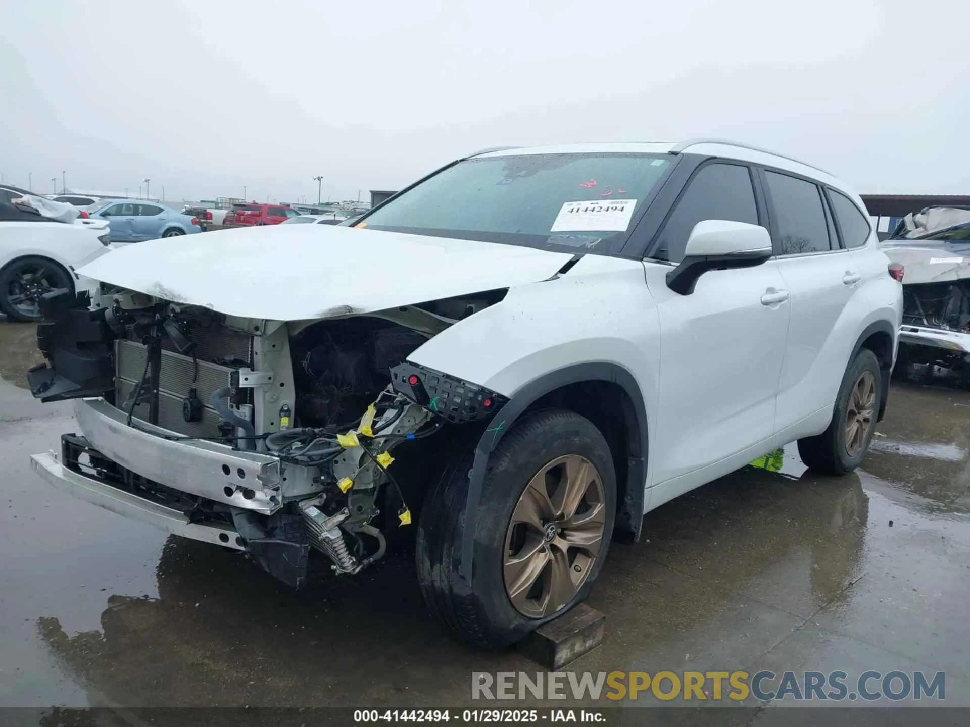 2 Photograph of a damaged car 5TDAARAH7PS519564 TOYOTA HIGHLANDER 2023